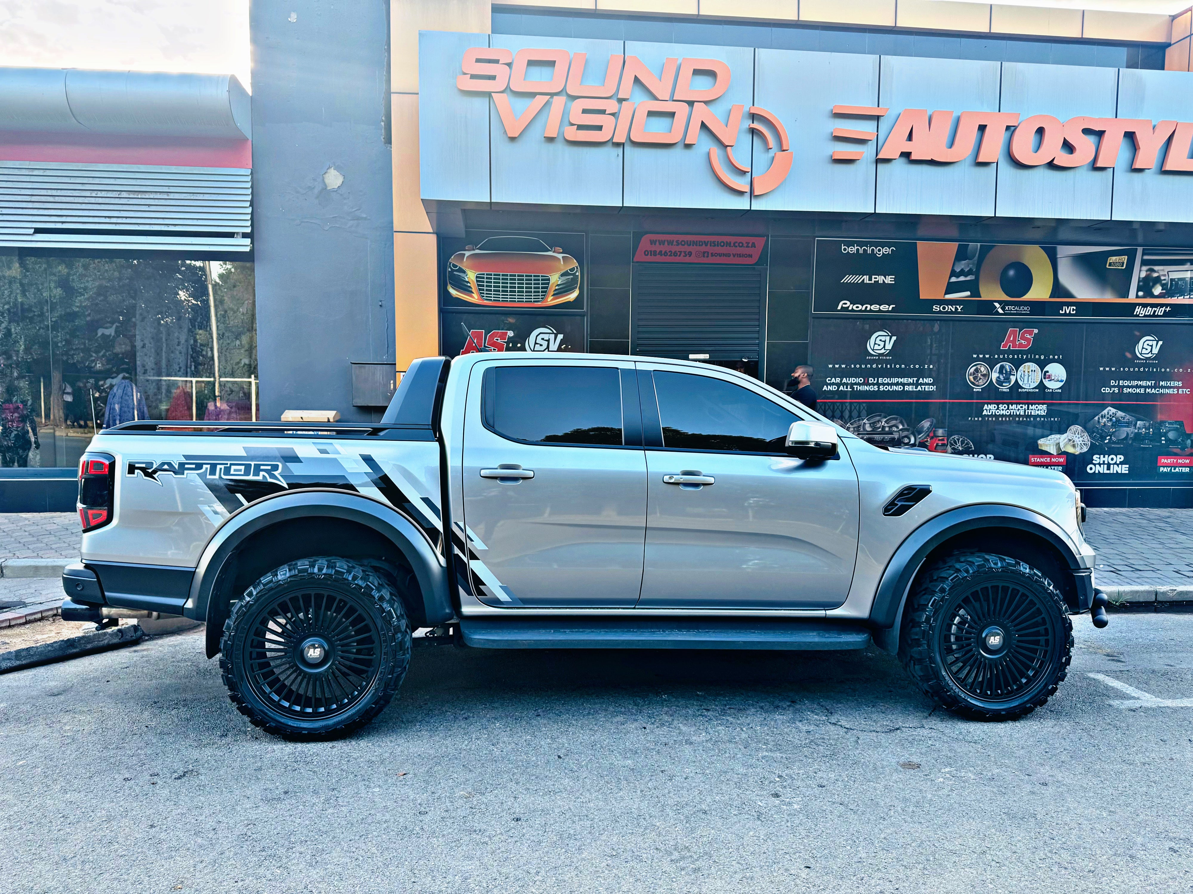 22 ” AS FULLY FORGED 018 RANGER & AMAROK FITMENT   FLOATING CAPS RIMS 6/139 PCD + 22” A/T + TPS MONITORS - Autostyling Klerksdorp