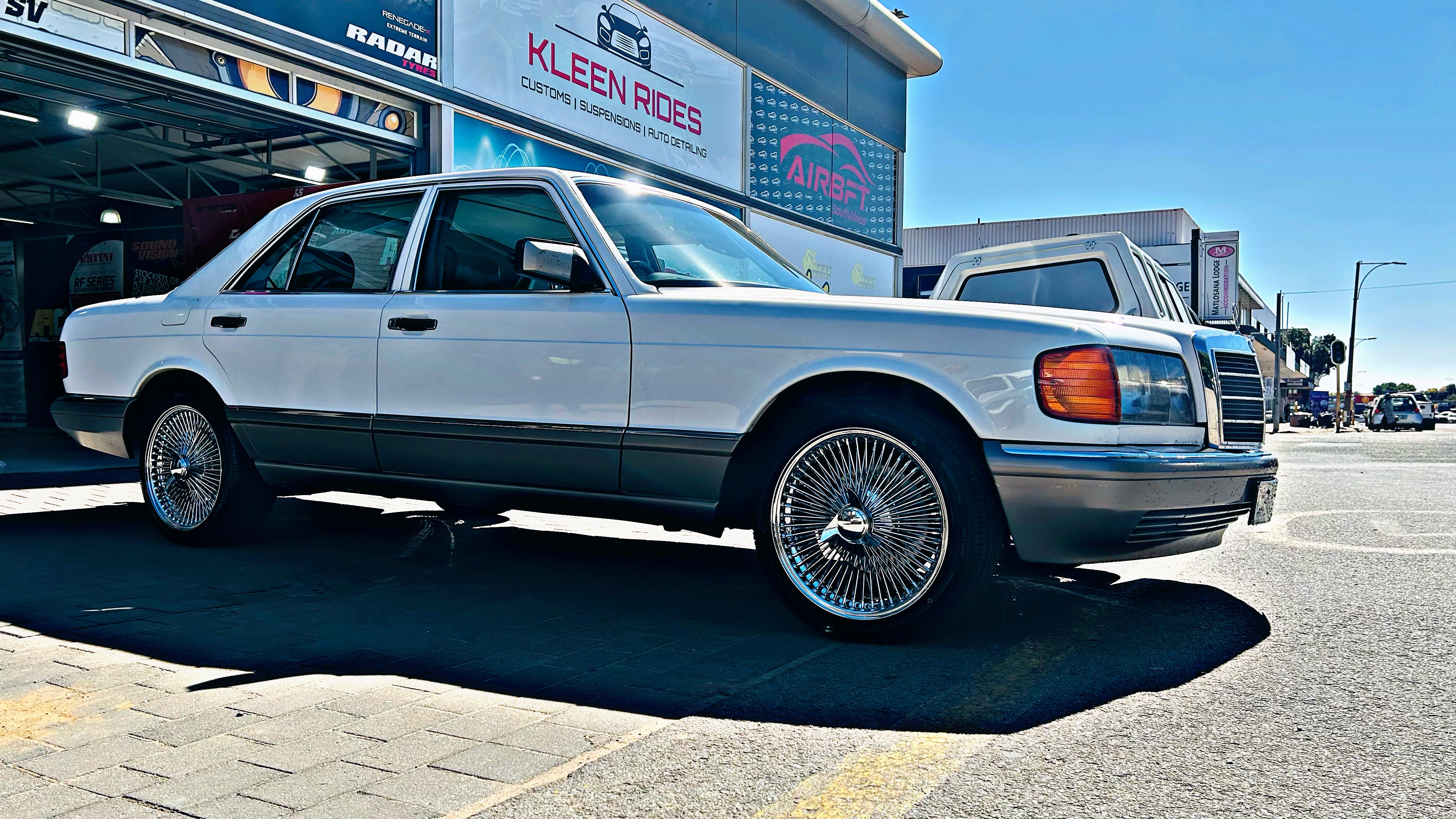 18” AS - 100SPOKE WIRE WHEEL FITS ALL CARS