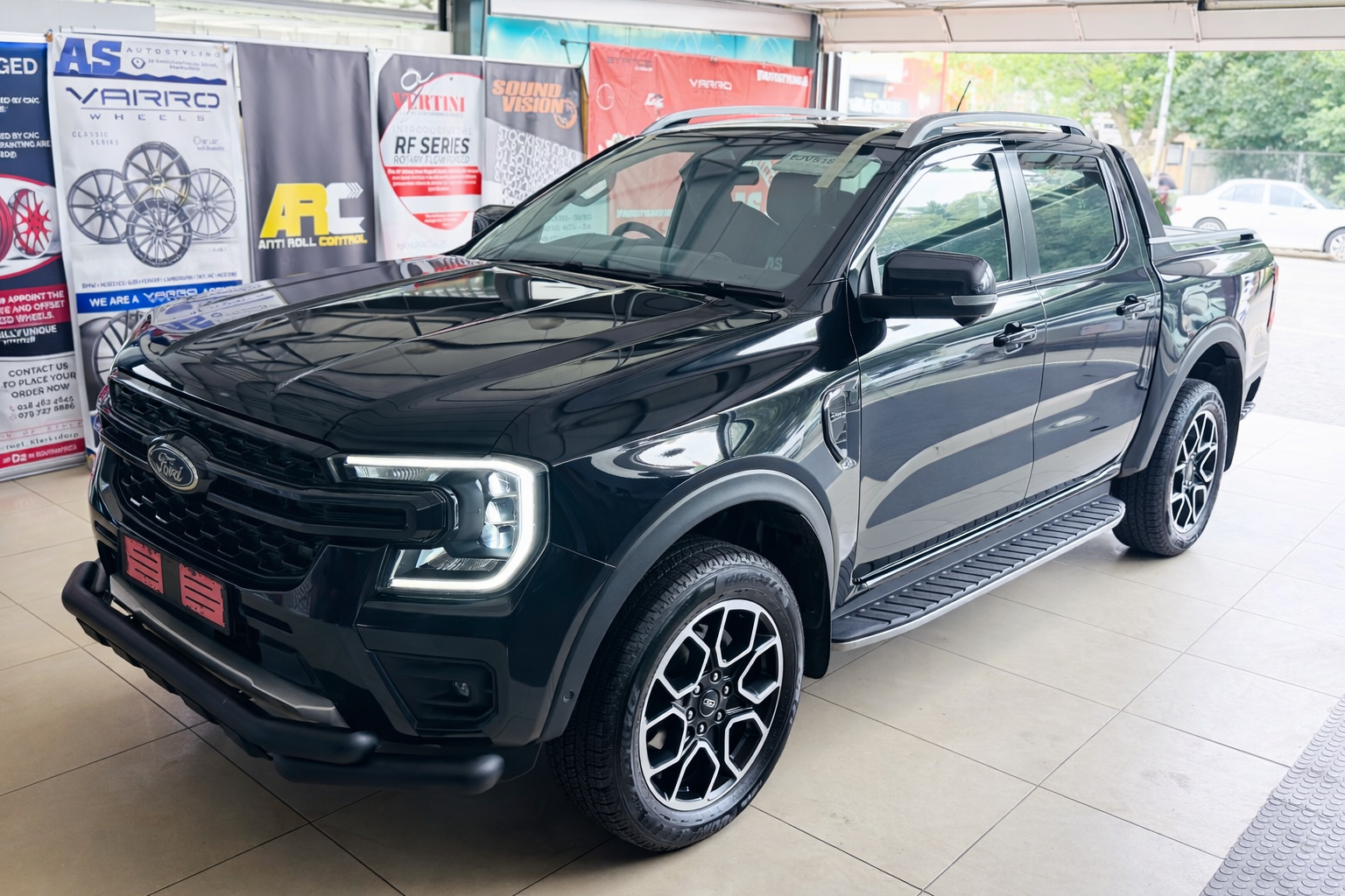 FORD RAPTOR RANGER/ EVEREST  NEX NEX GEN AMAROK NEXT GEN 2023 STYLING BAR 3 PIECE BLACK FITS ALL NEW GENERATION FORD RANGERS - Autostyling Klerksdorp