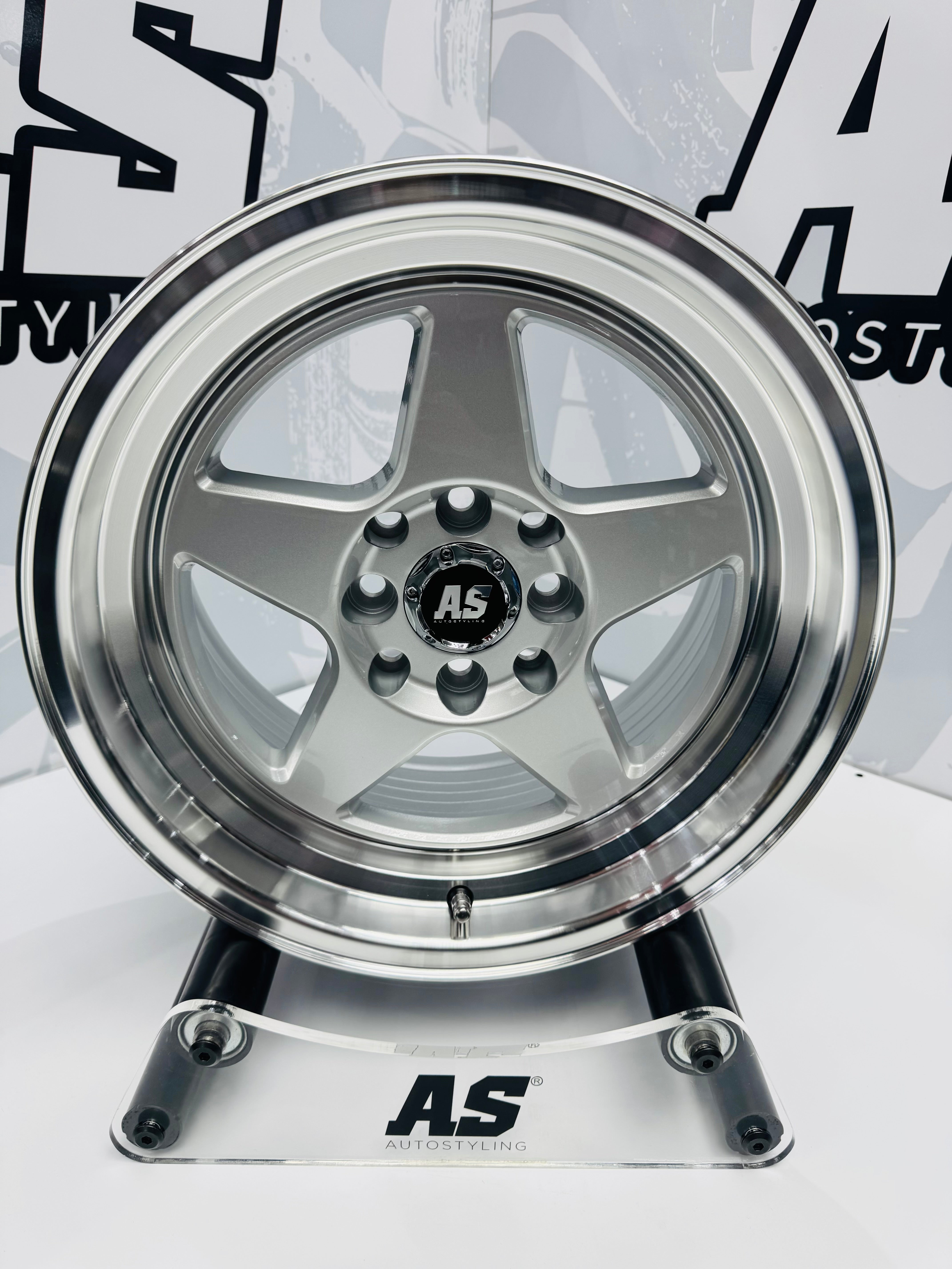 15” M7697 4/100 4/114 SF