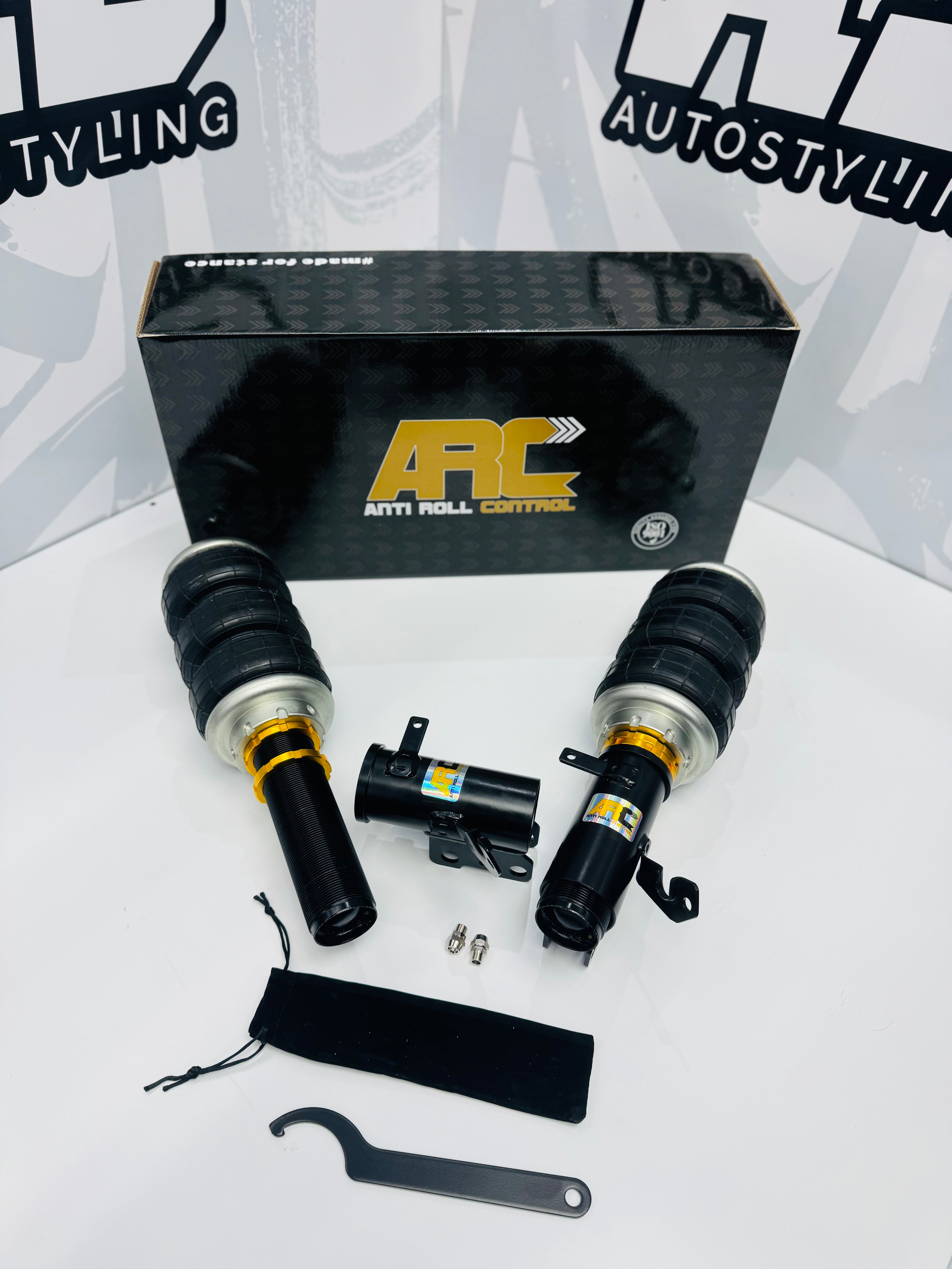 TOYOTA E9/10 ARC  AIR SUSPENSION STRUTS FRONTS HEIGHT ADJUSTABLE