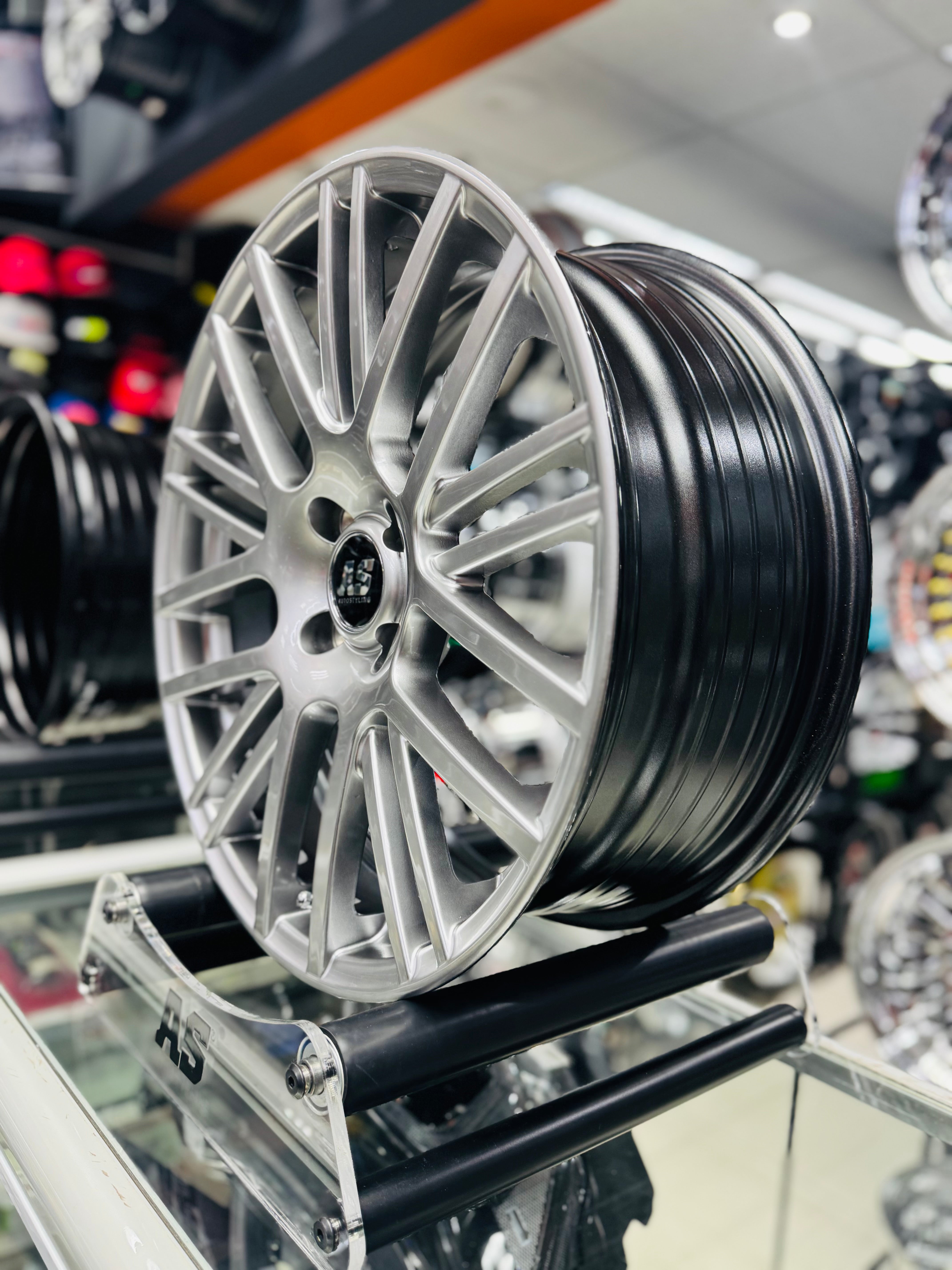 17" AS- VDUB EXOR  REPS 4/100 SILVER WHEELS