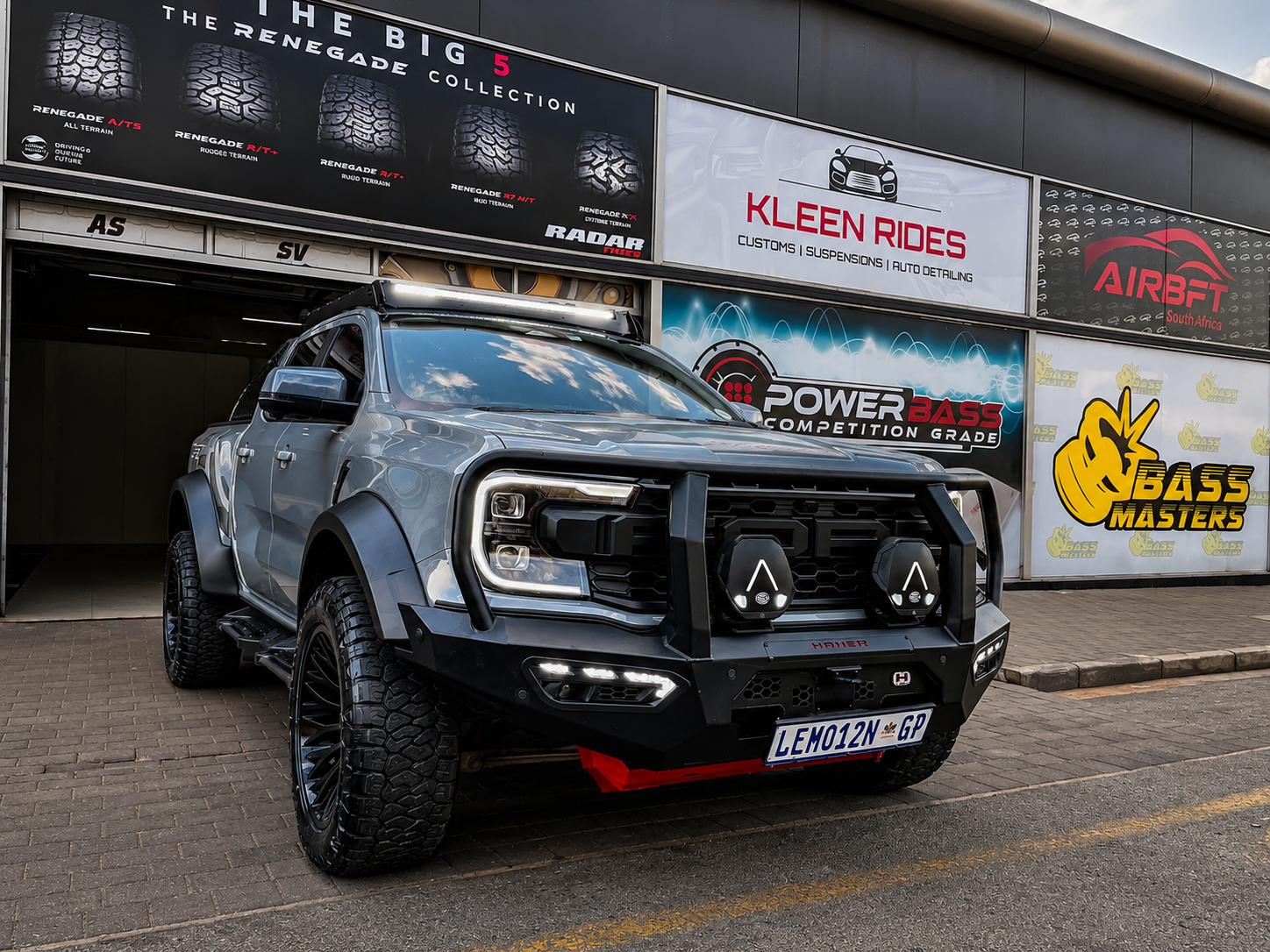 WIDE BODY  FENDER FLARE KIT (50mm wider ) - OE COLOR (2022+ FORD RANGER RAPTOR) - Autostyling Klerksdorp