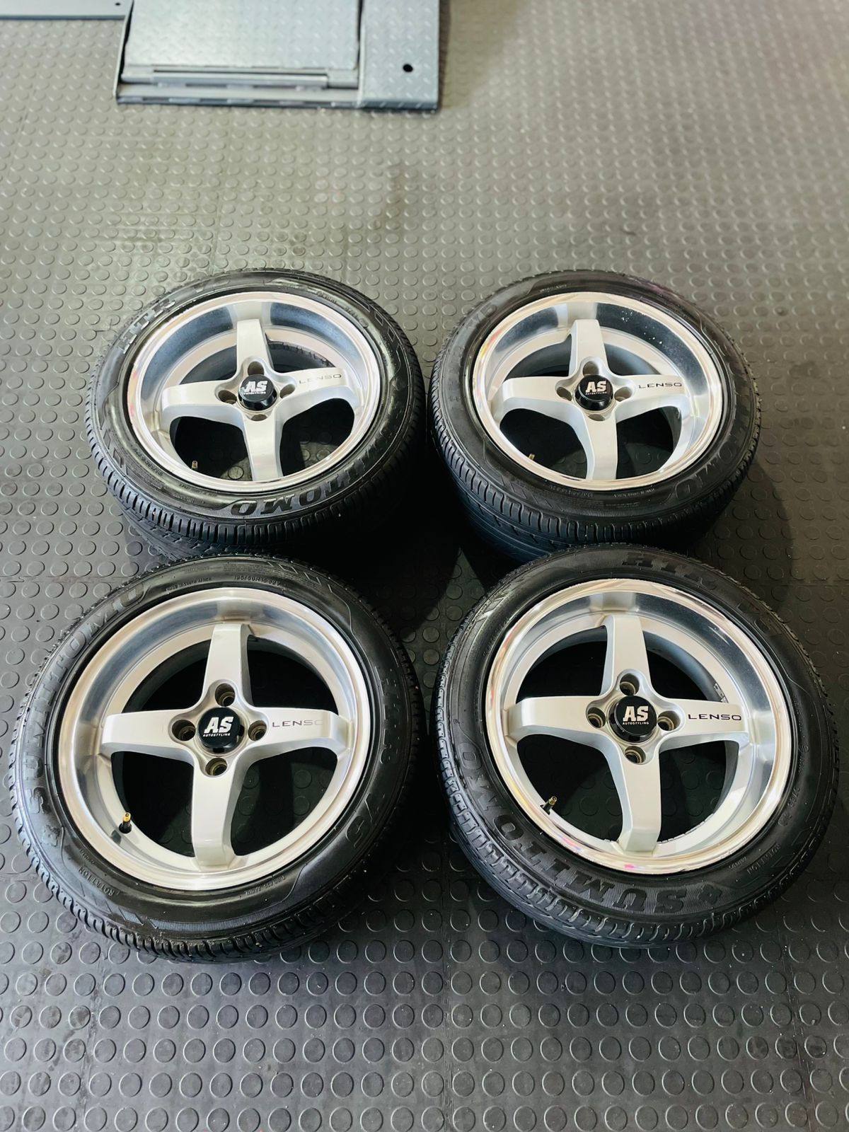 15” ORIGINAL LENSO MAGLIGHTS 4/100 PRE OWNED / USED RIMS - Autostyling Klerksdorp