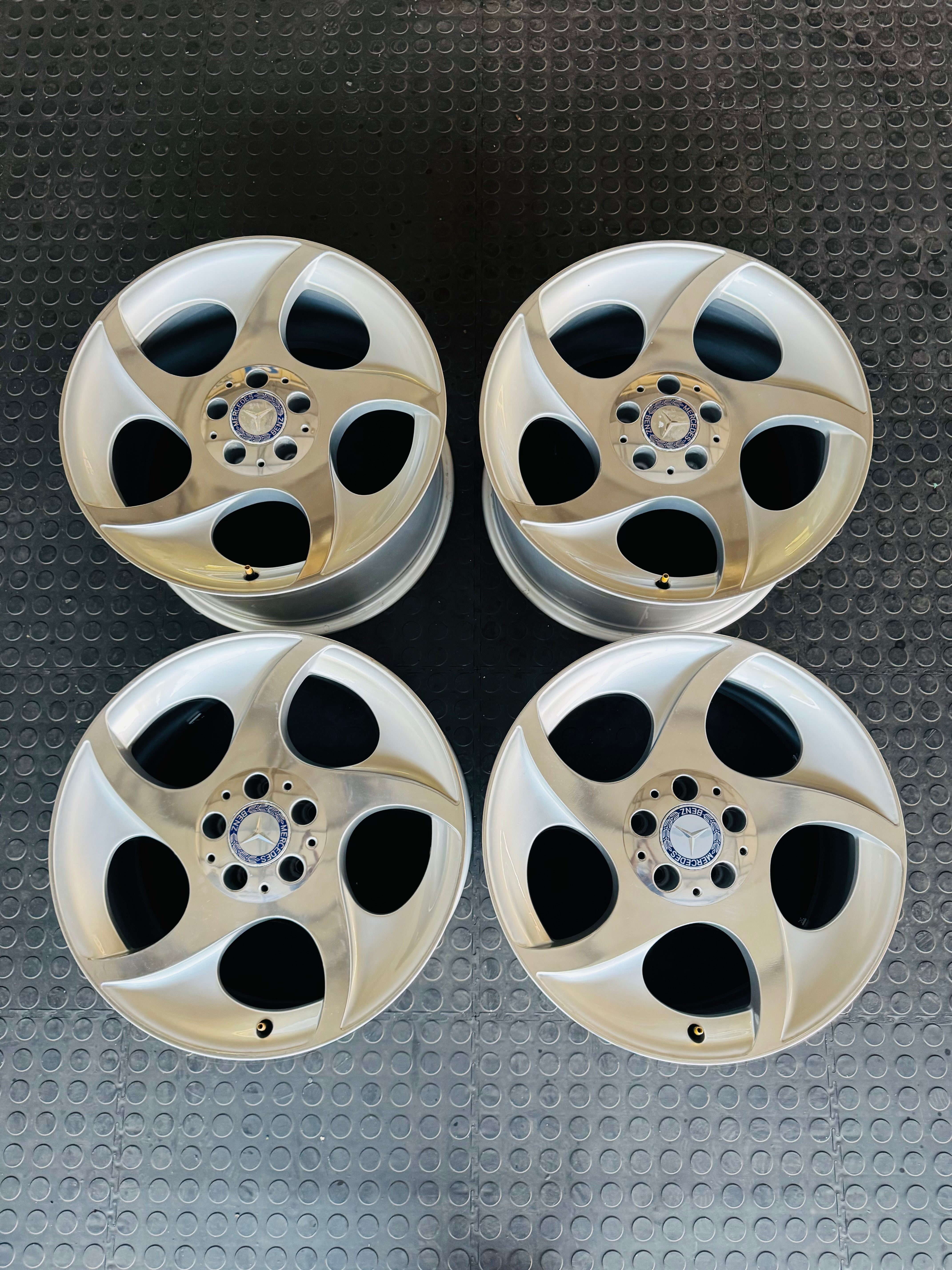 18” OEM MERC ALPHARD wheels 5x112   pcd