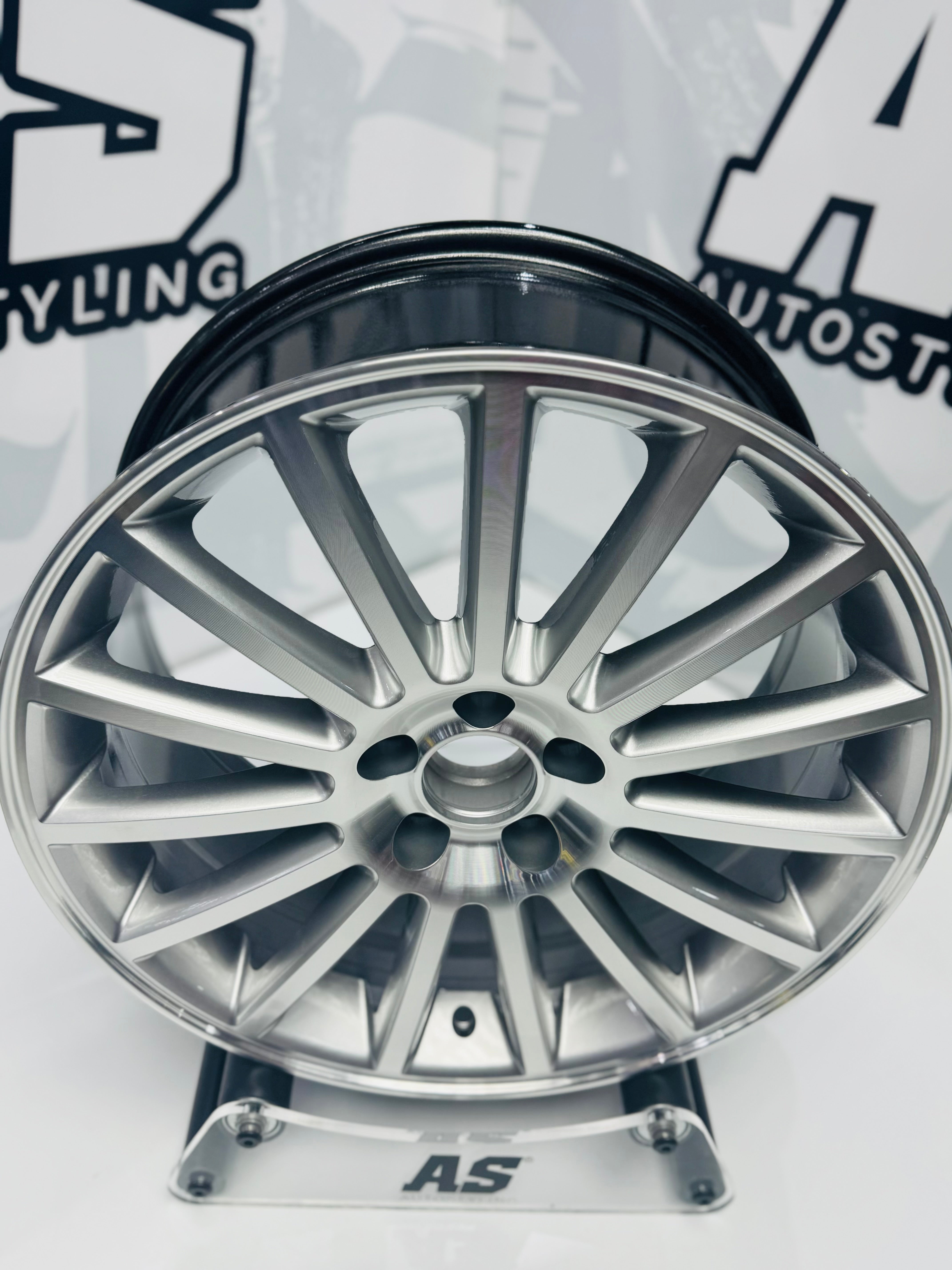 17” AS- R32 5/100 SILVER MACHINE FACE - Autostyling Klerksdorp