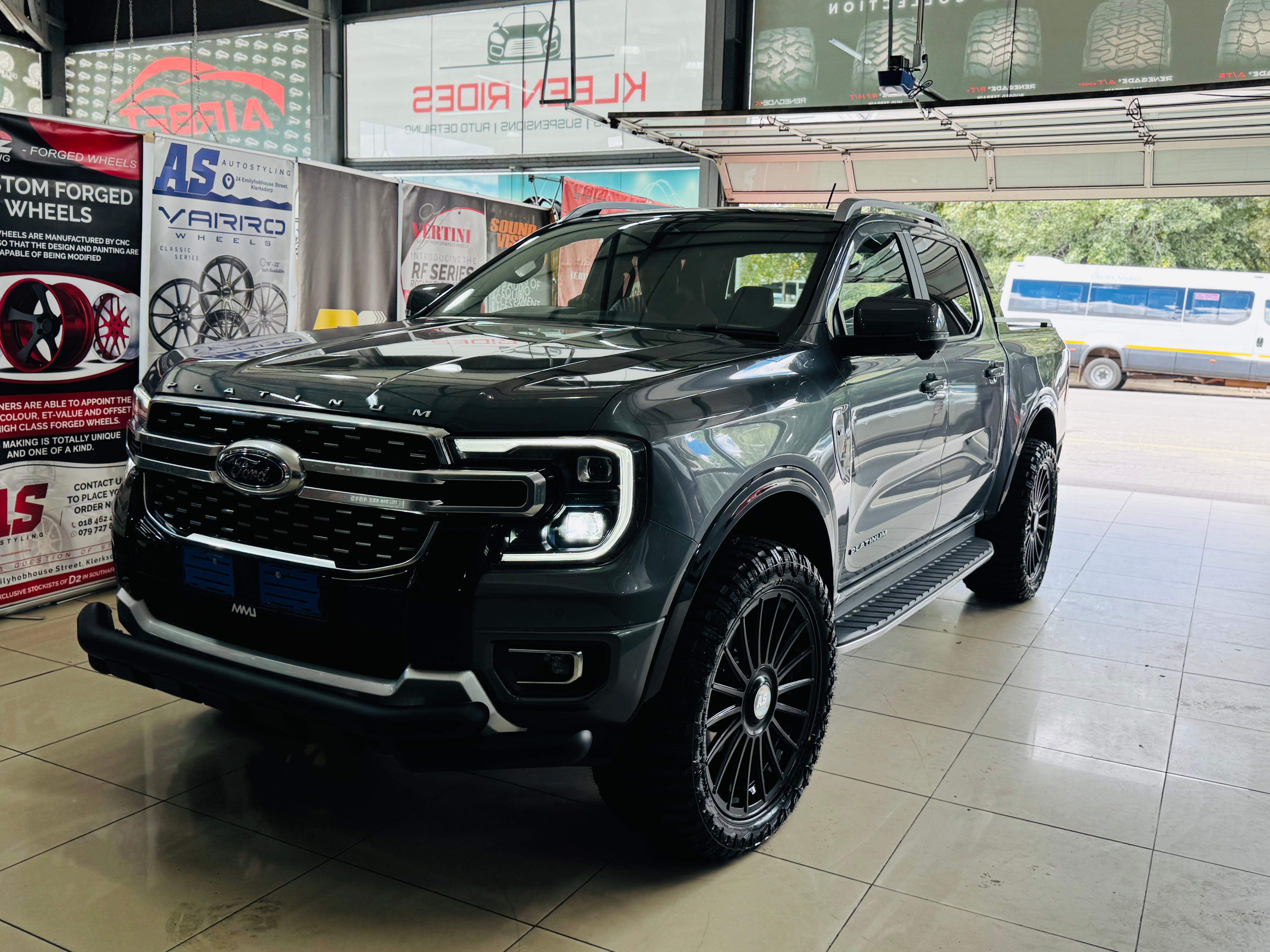 22 ” AS FULLY FORGED 022 RANGER & AMAROK FITMENT   RIMS 6/139 PCD FLOATING CAPS - Autostyling Klerksdorp