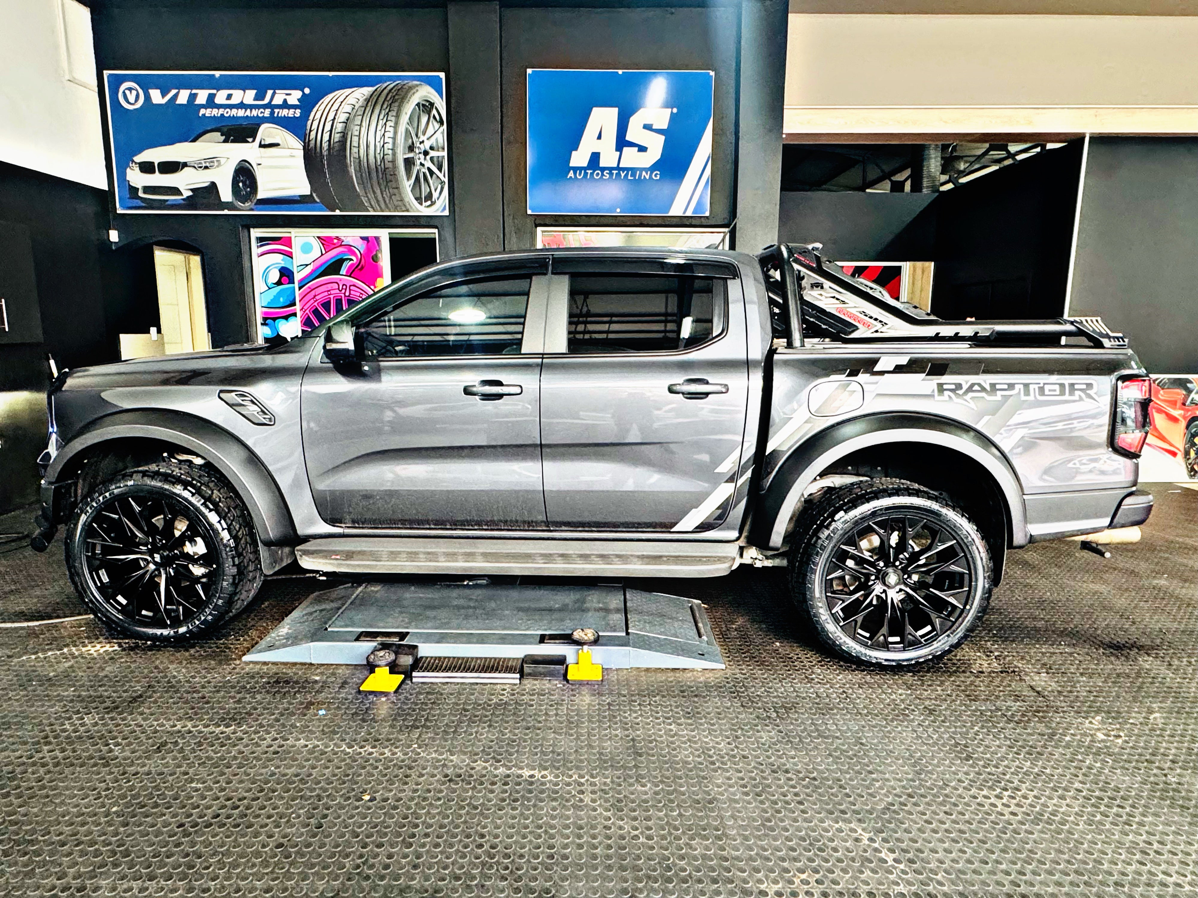RAPTOR WIDE BODY  KIT (50mm wider ) - OE COLOR (2022+ FORD RANGER RAPTOR)