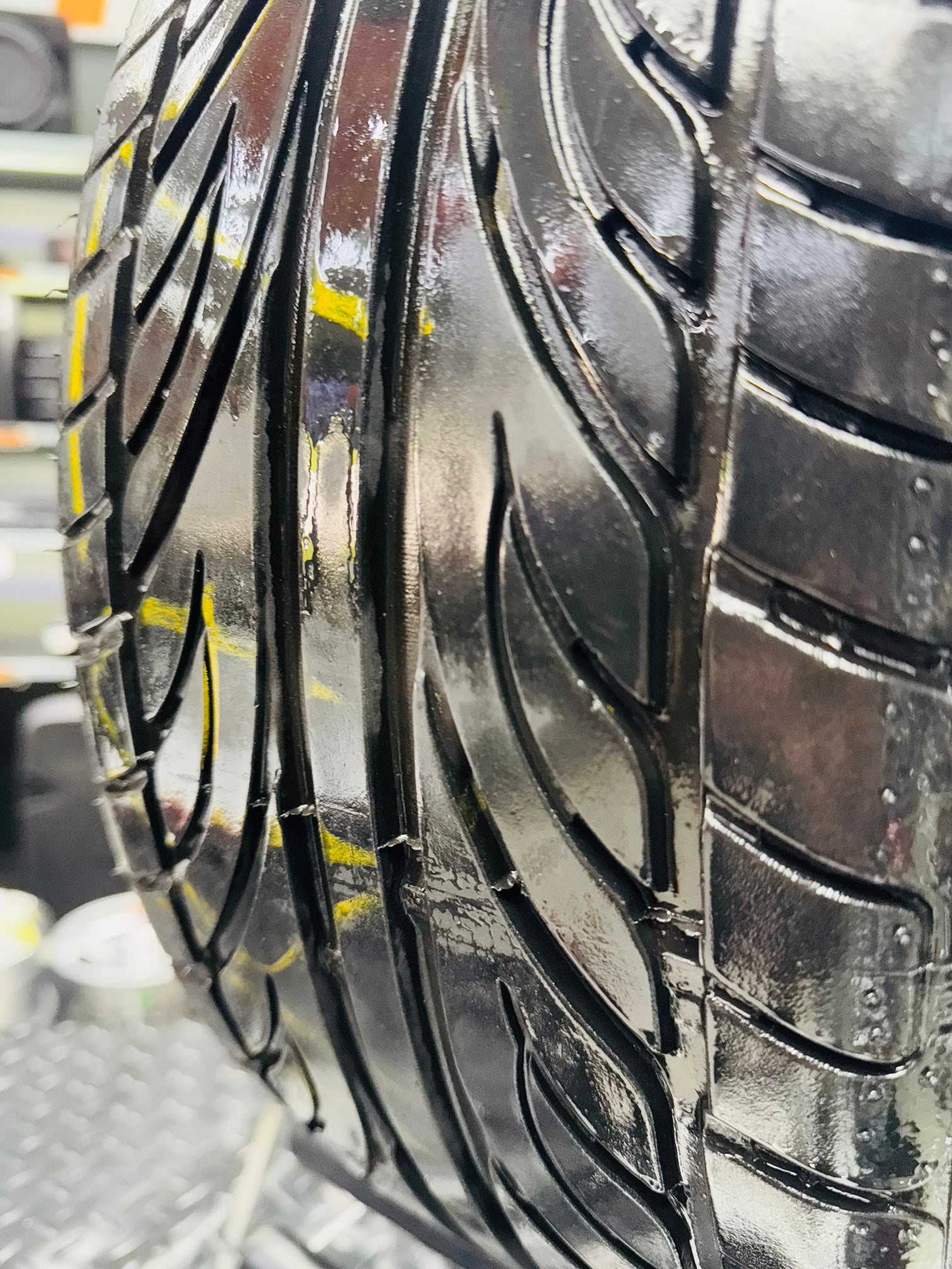205/35/18 ACCELERA ALPHA TYRE USED 80% TREAD