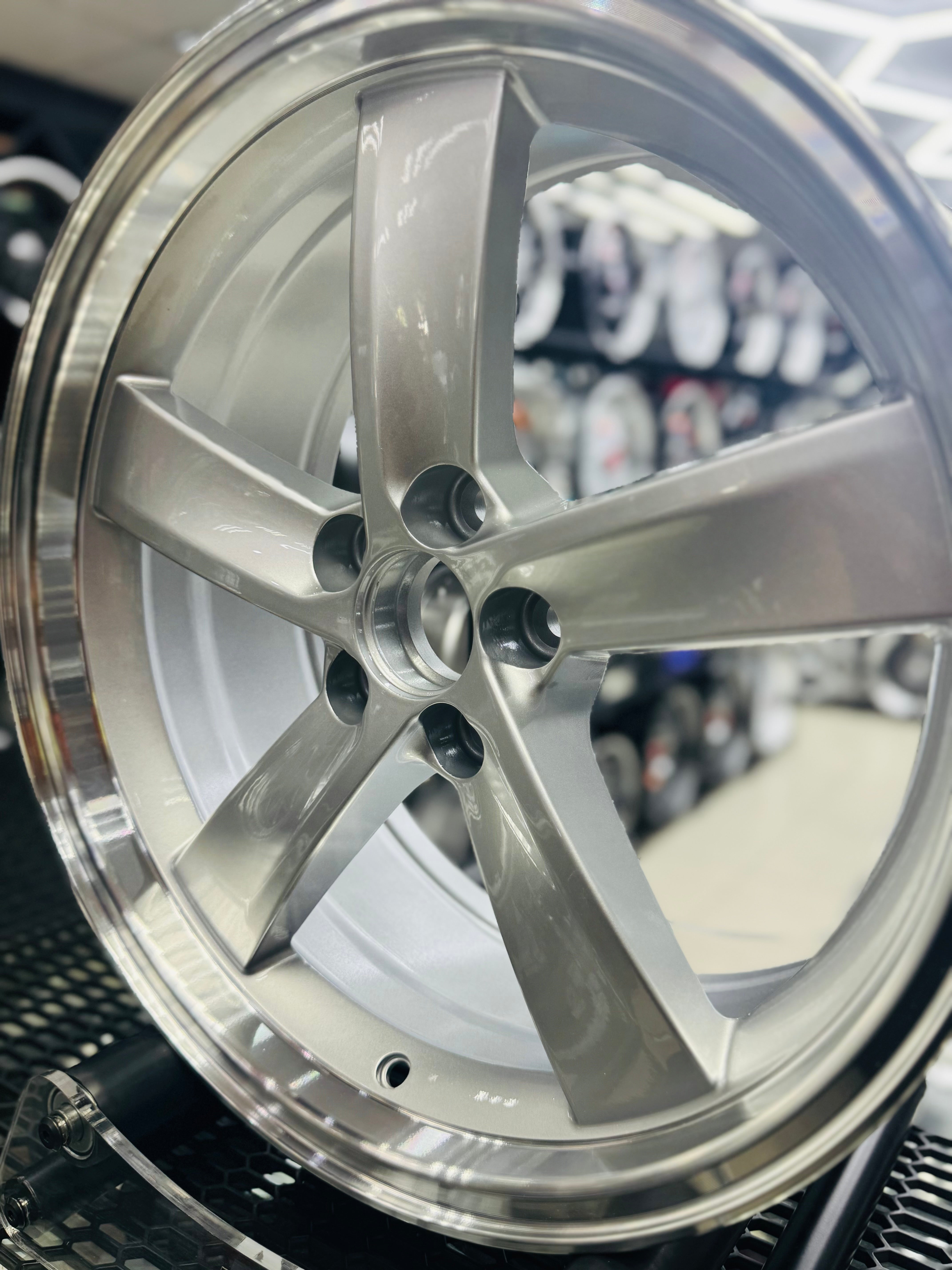 17" AS- RIVAZZA  REPS 5/100 SILVER WHEELS - Autostyling Klerksdorp