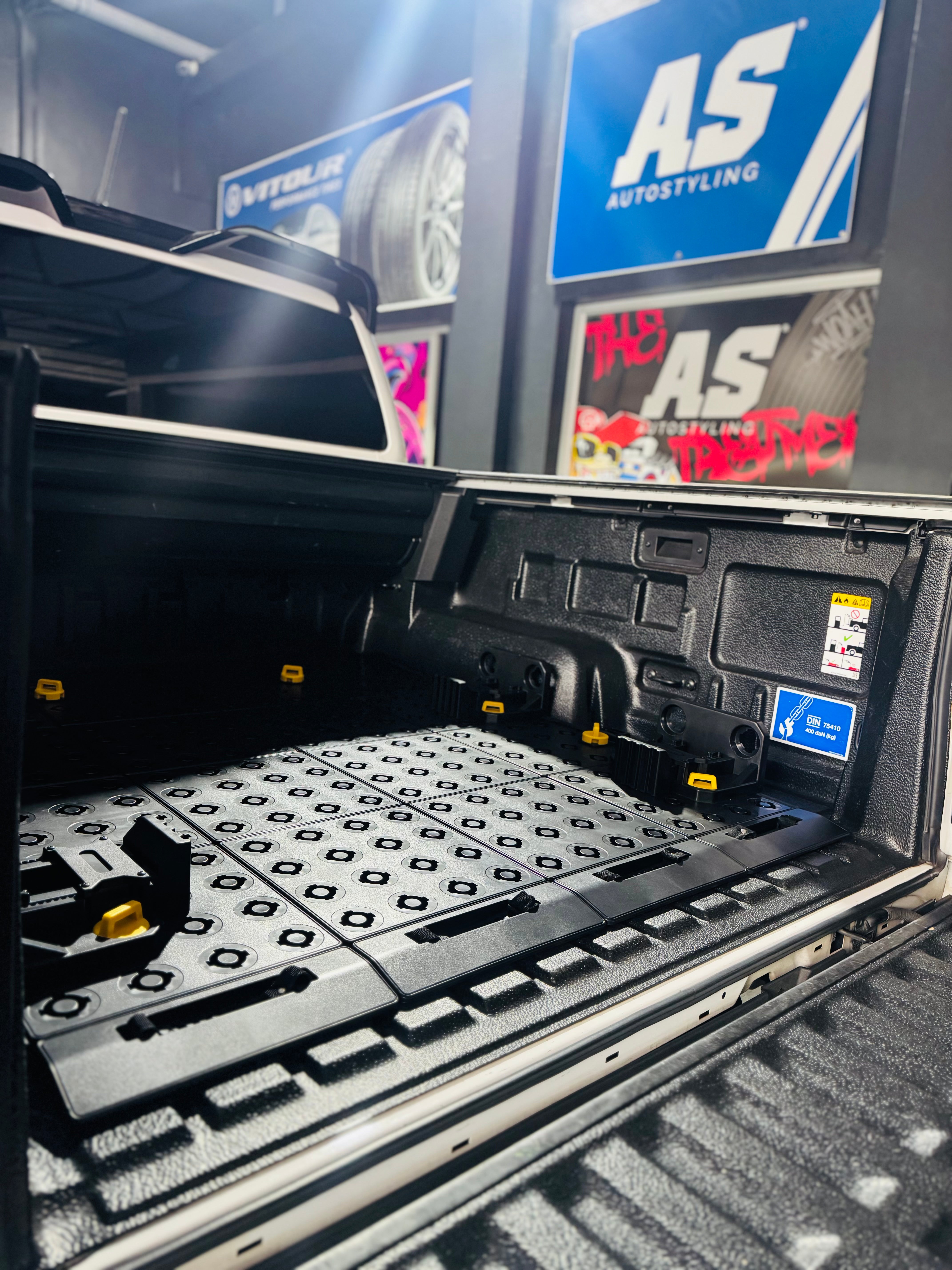 SHIVA 4x4 BAKKIE MODULAR BIN LOADING SYSTEM
