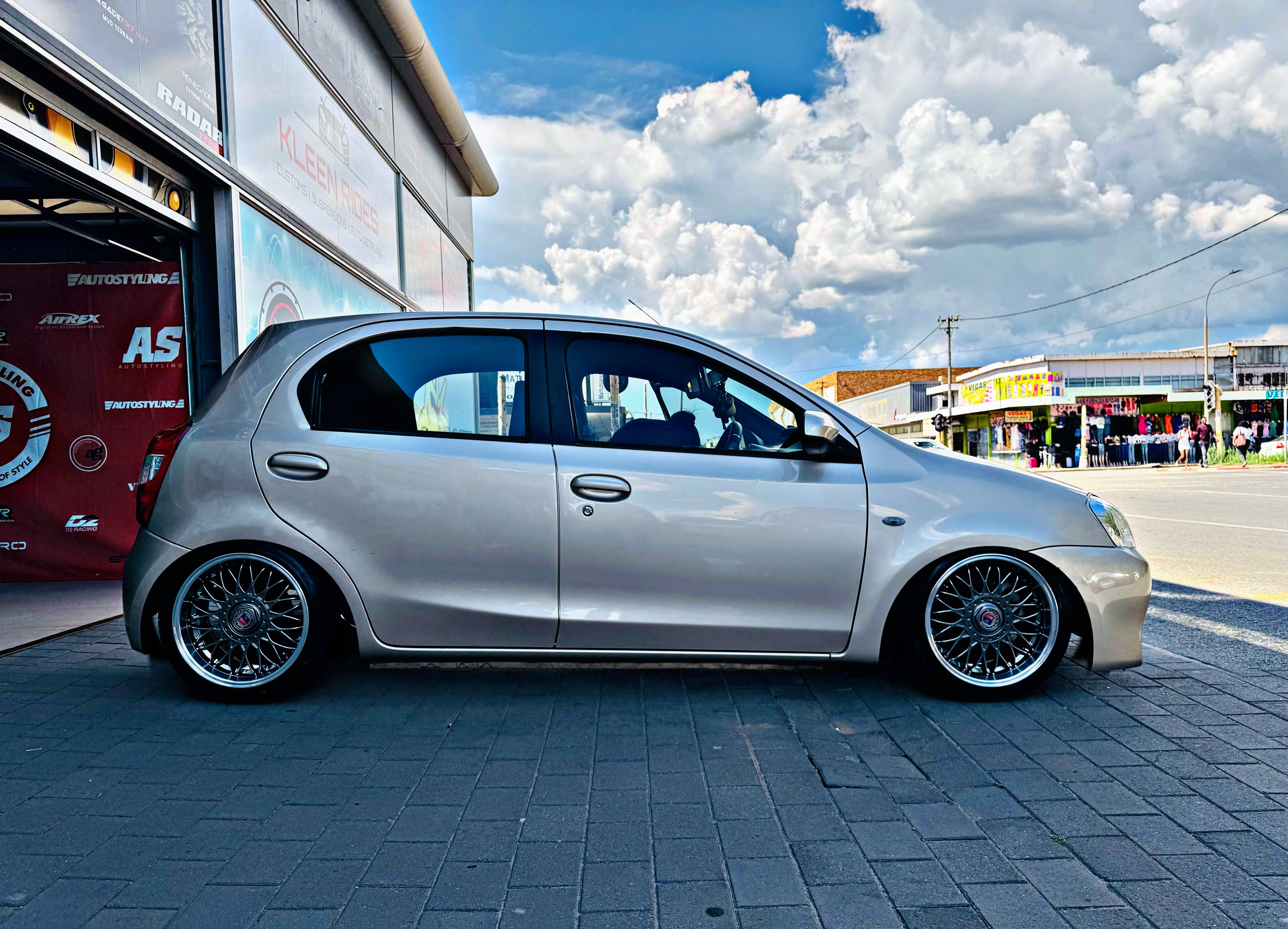 16” AS-VURA MESH / JETTA VR6 click on description for specs