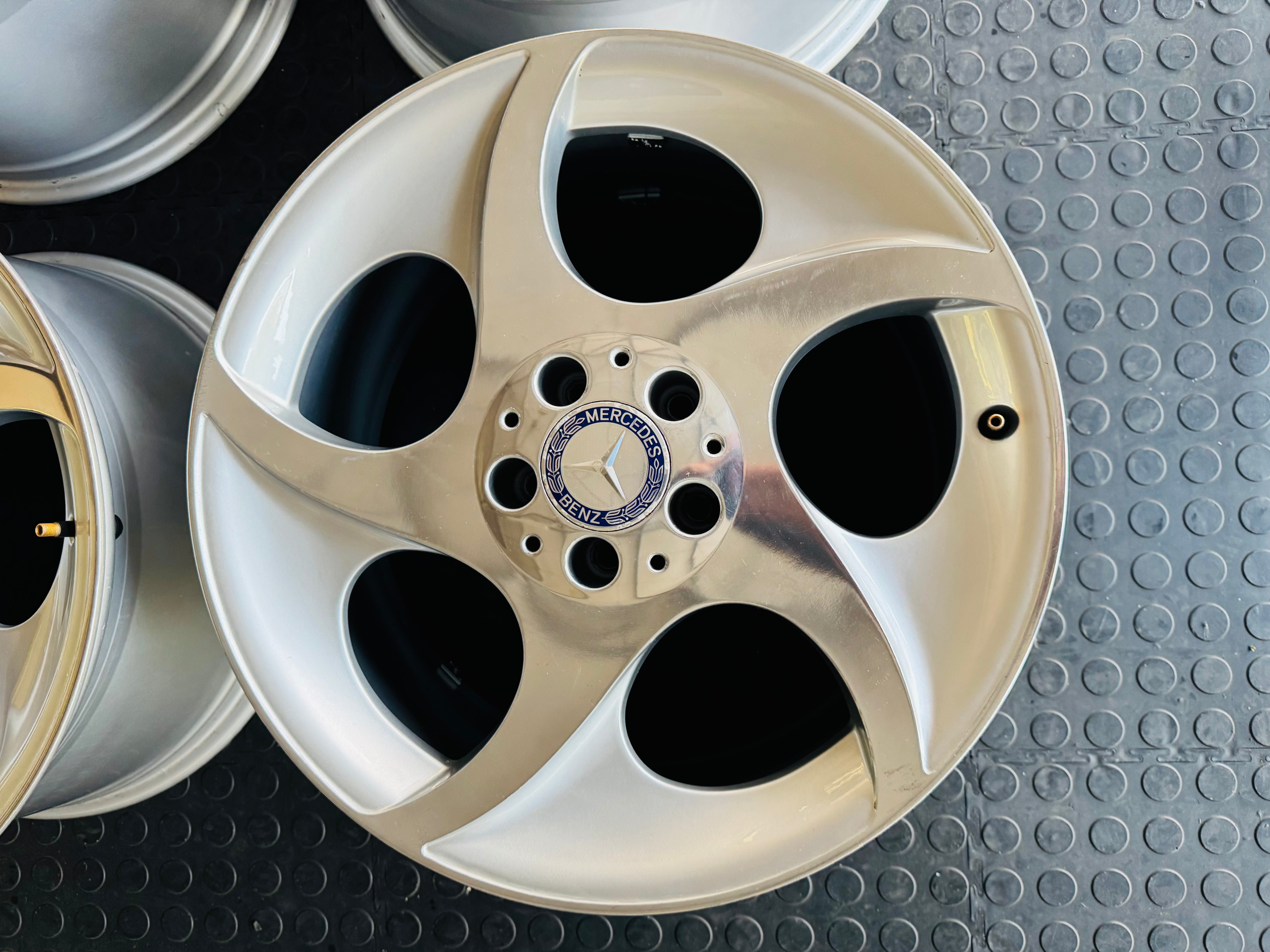 18” OEM MERC ALPHARD wheels 5x112   pcd