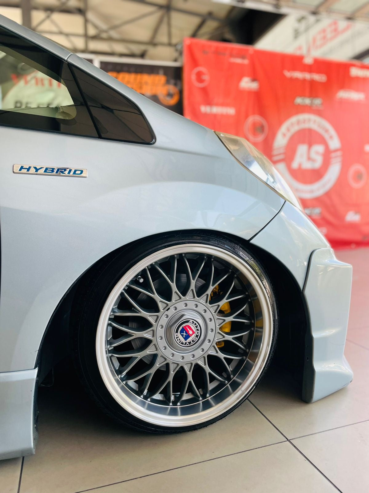 16” AS-VURA MESH / JETTA VR6 click on description for specs