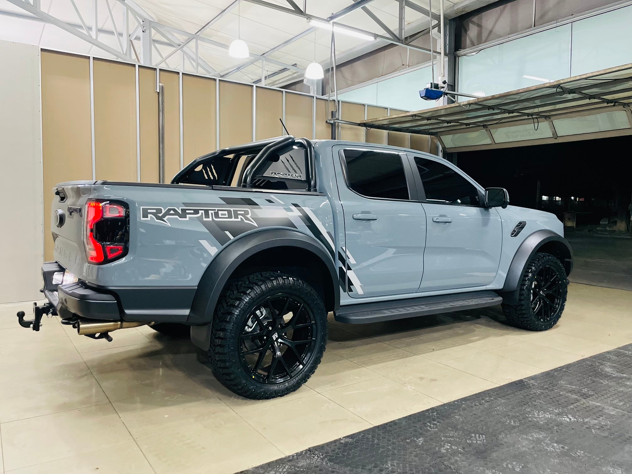 A-GRADE PREMIUM RAPTOR WIDE BODY  KIT (50mm wider ) - OE COLOR (2022+ FORD RANGER RAPTOR) - Autostyling Klerksdorp