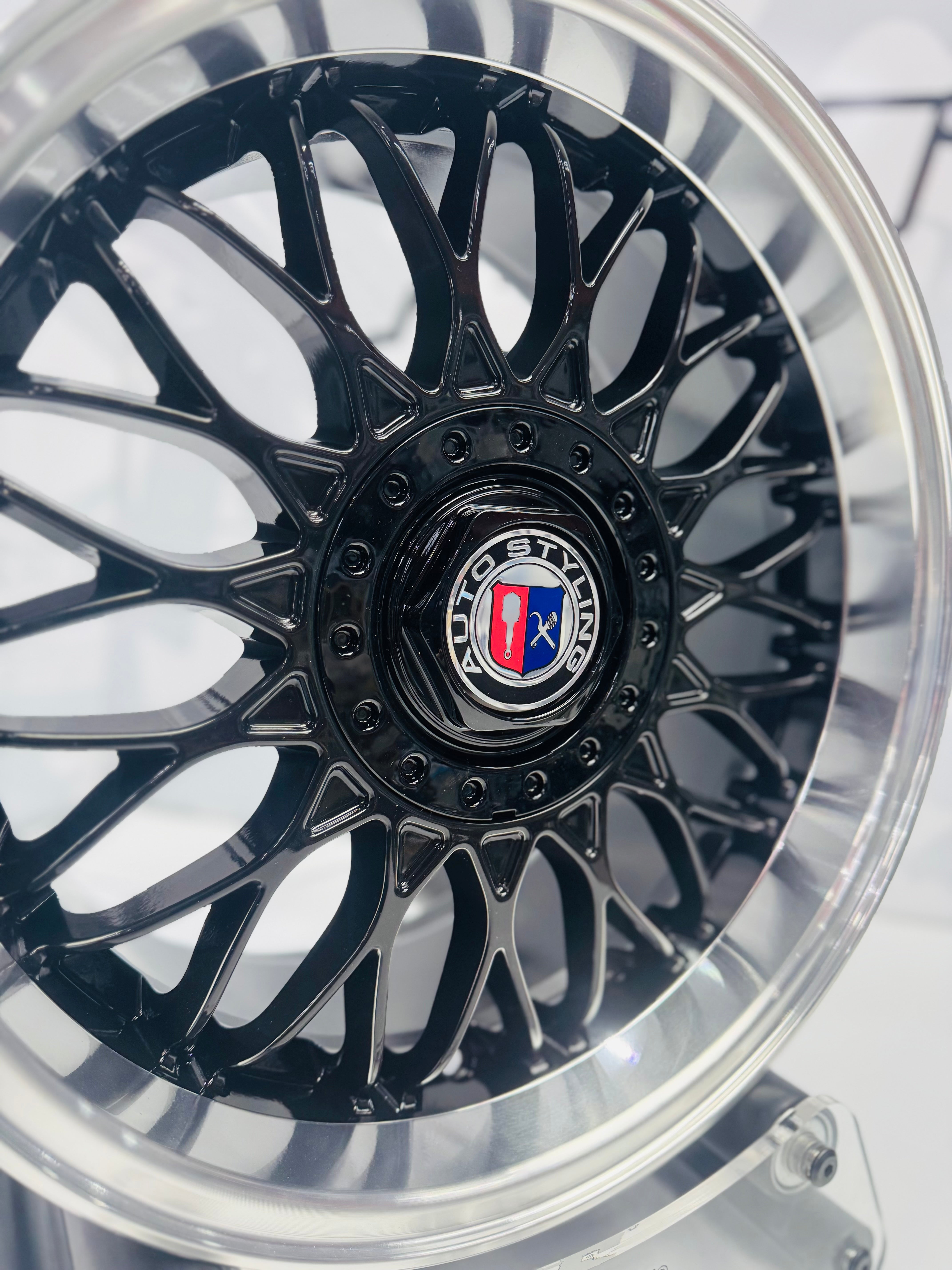 16” AS-VURA MESH / JETTA VR6 click on description for specs