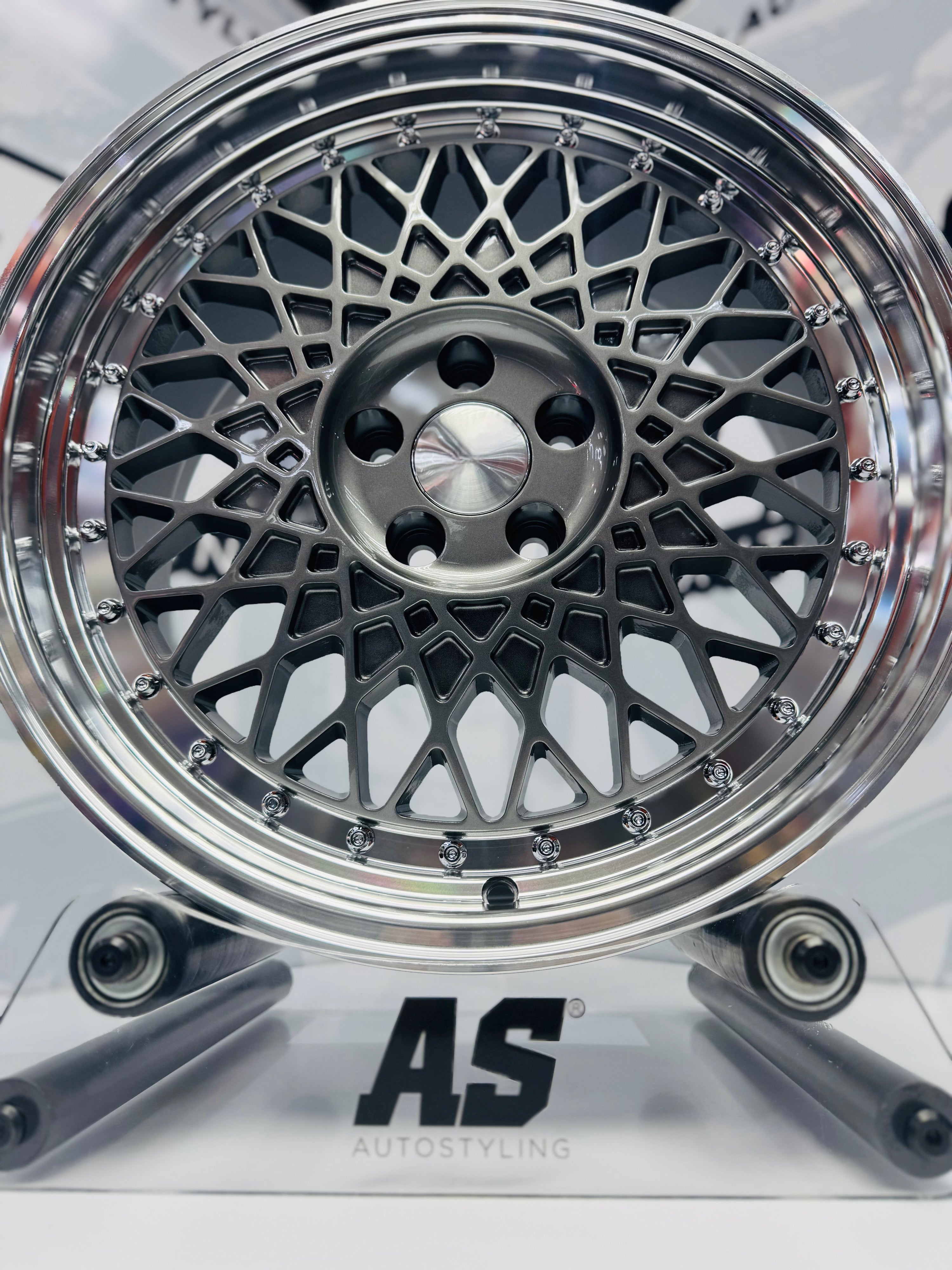 17” AS-501  5/100 gunmetal wheels