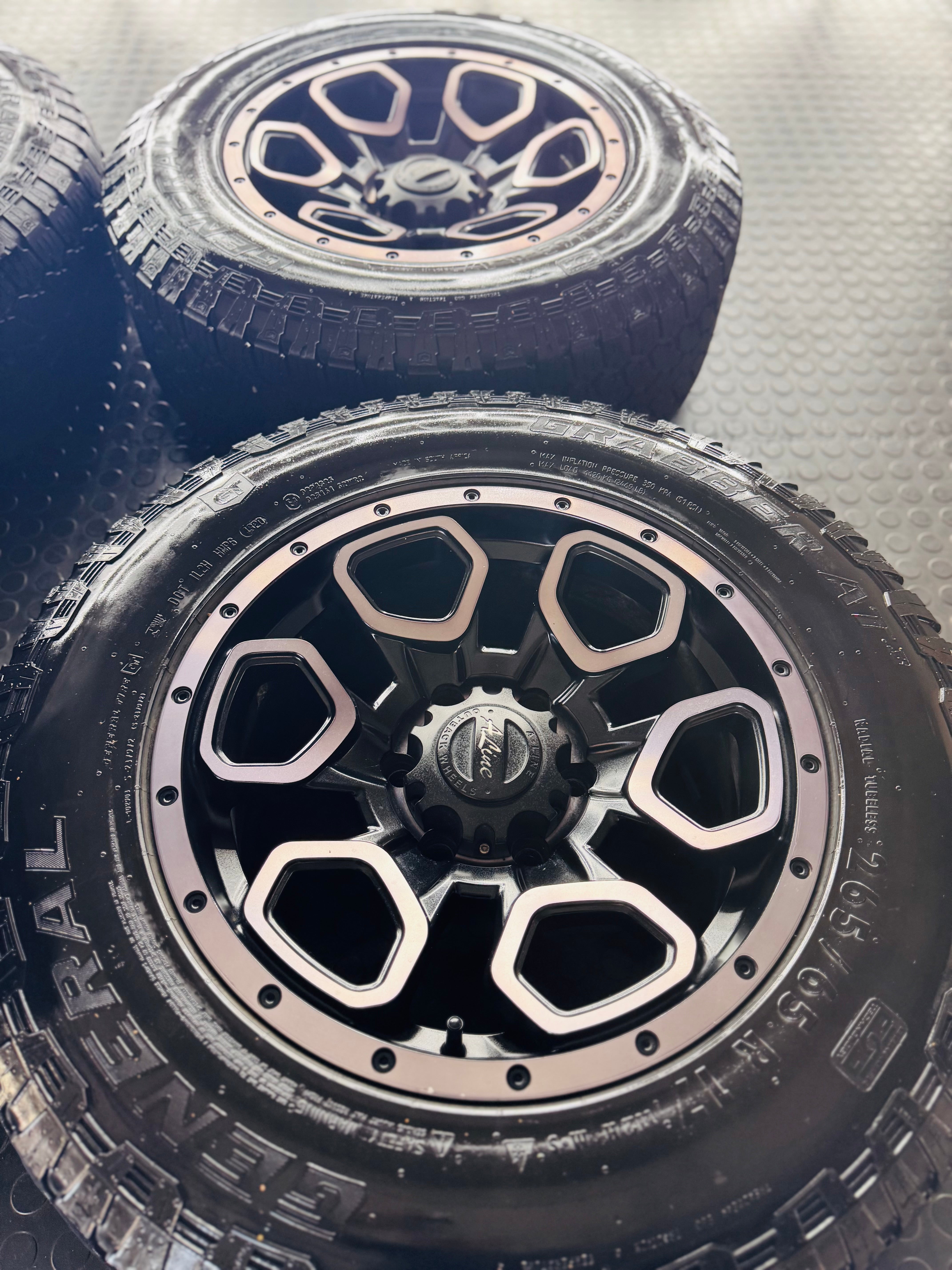RIM & TYRE COMBO DEAL 17” ALINE SUMMIT + GRABBER AT3 TYRES USED