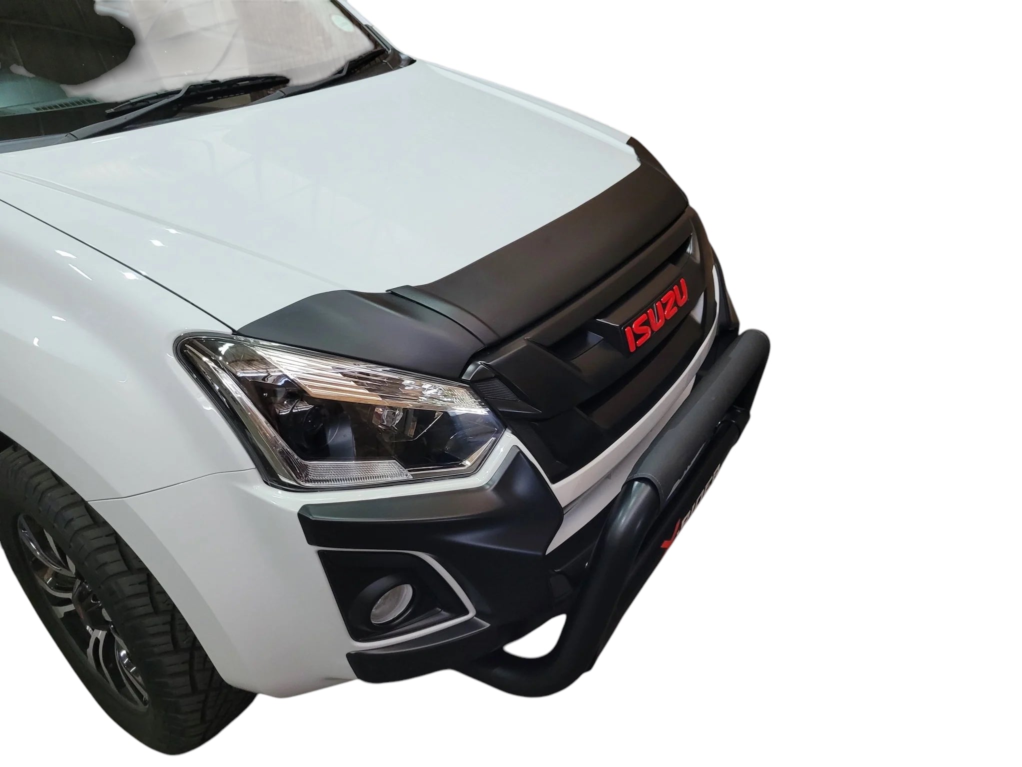 Bonnet guard ISUZU GEN 6 2016+ stick on Matt black