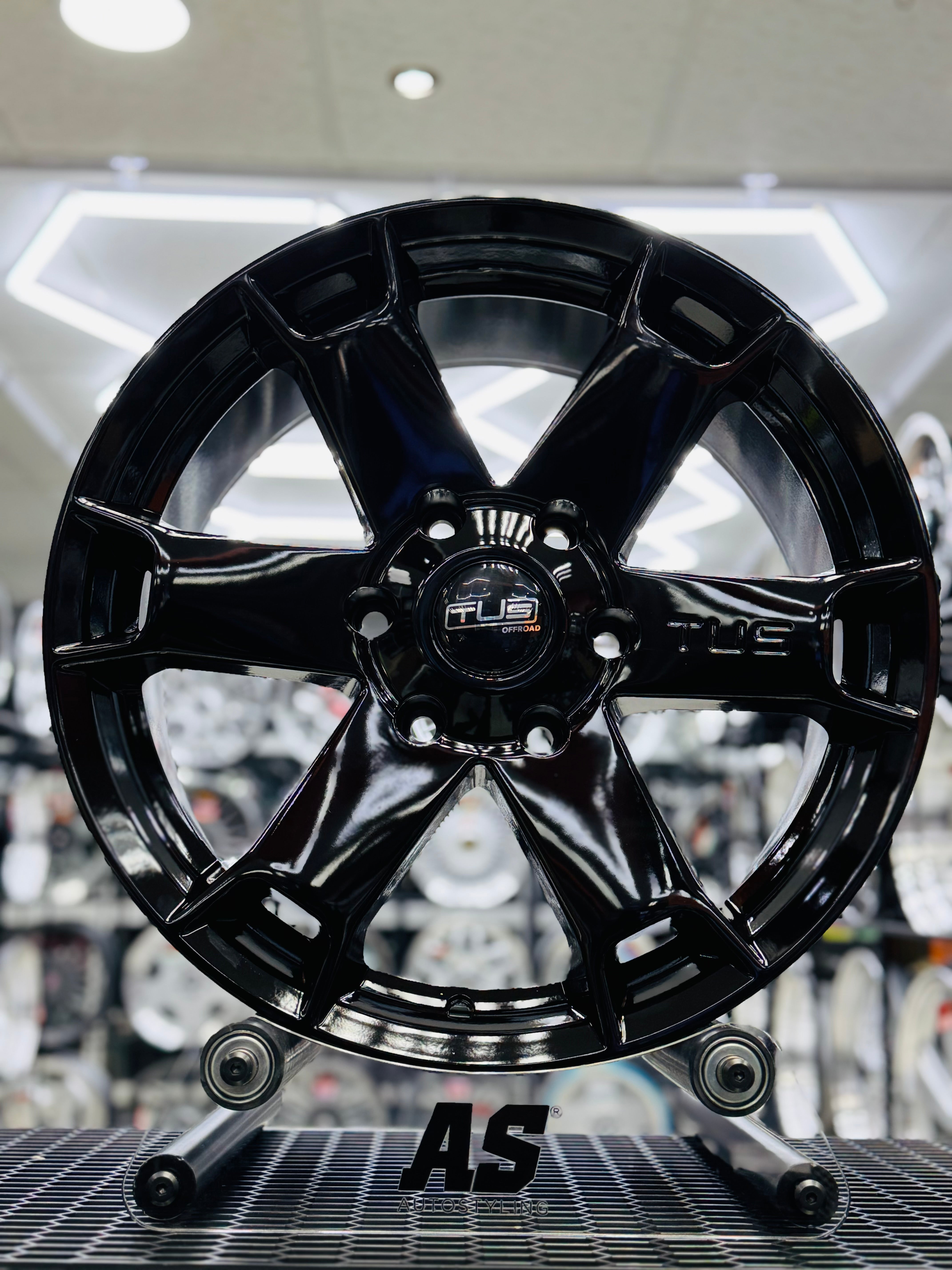 18” F82601  6/139 bakkie 4x4 rims gloss blk