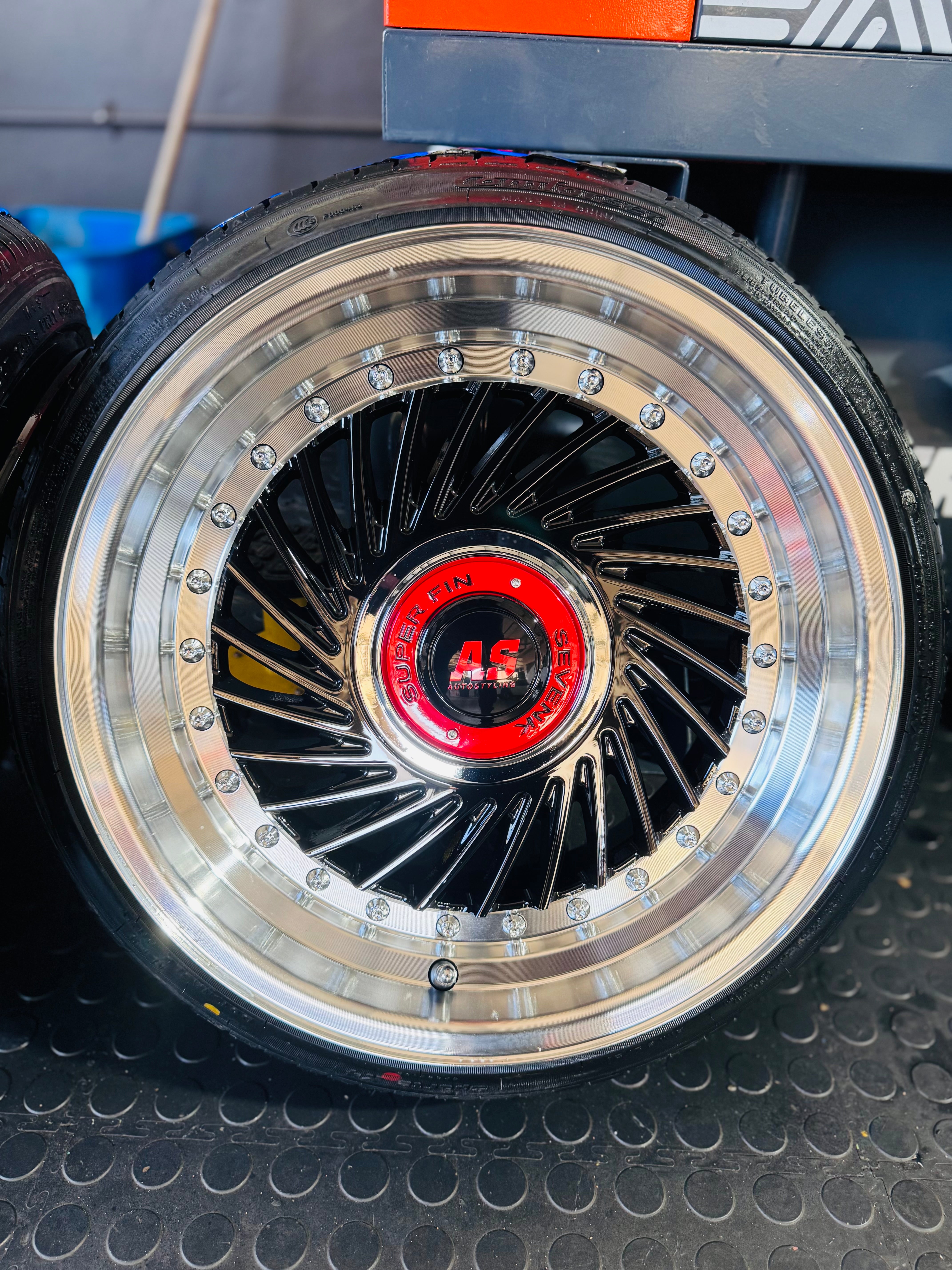 165/45/15 COMFORSER STRETCH TYRE