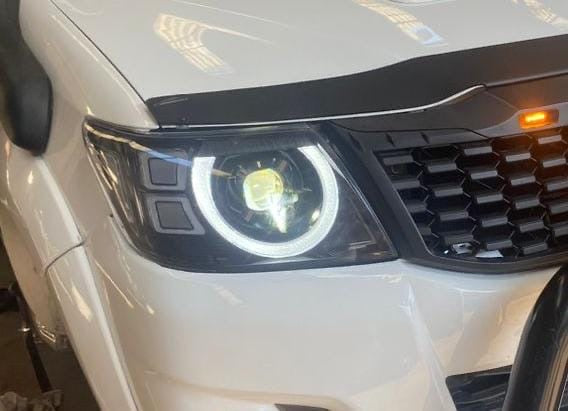 Toyota Hilux Vigo D4D  (05-08) Defender Style LED Projector Upgrade Headlights