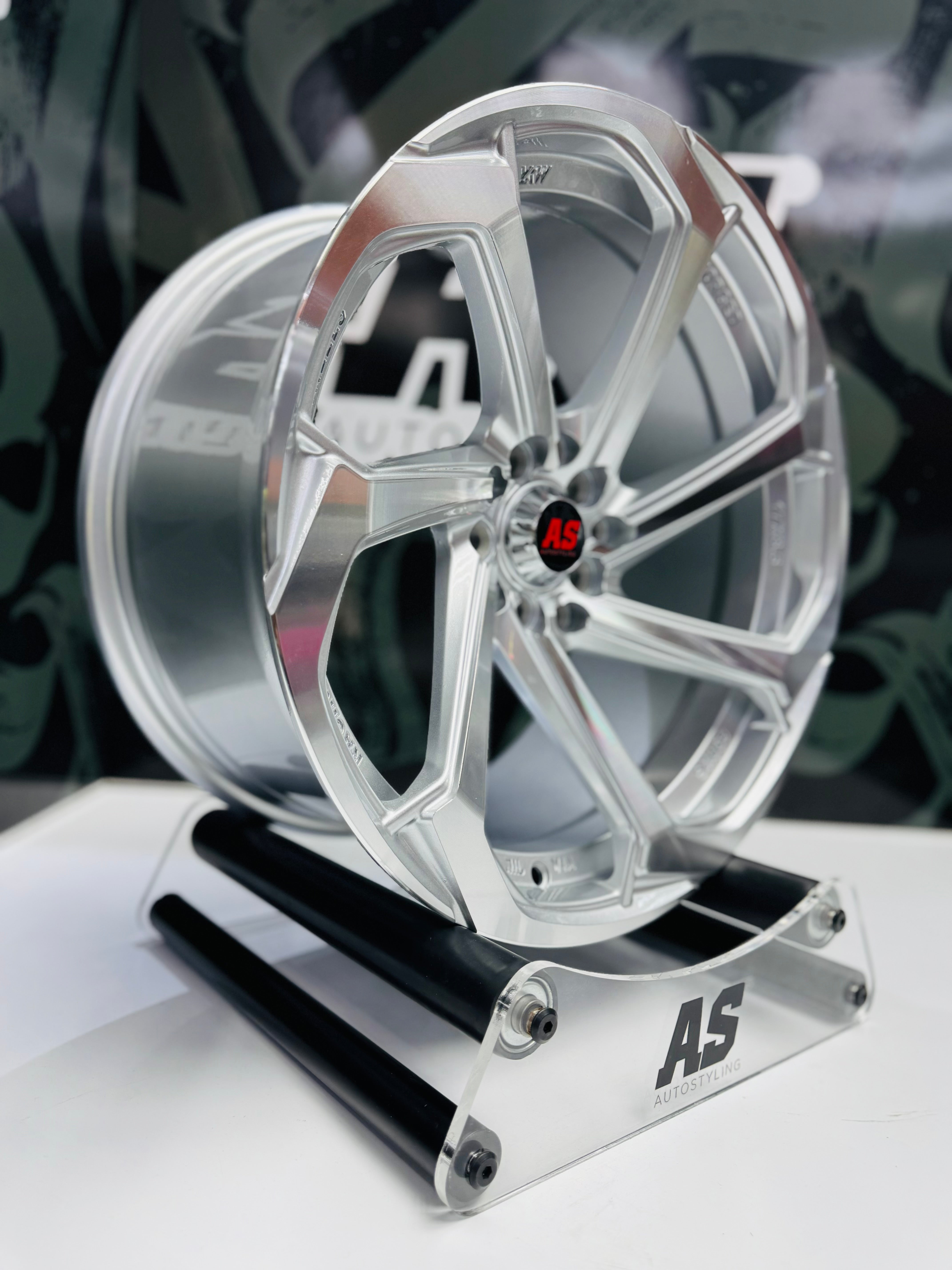 17” YKW 7038 4x100 or 4x114 & 5x100 or 5x114 rims - Autostyling Klerksdorp