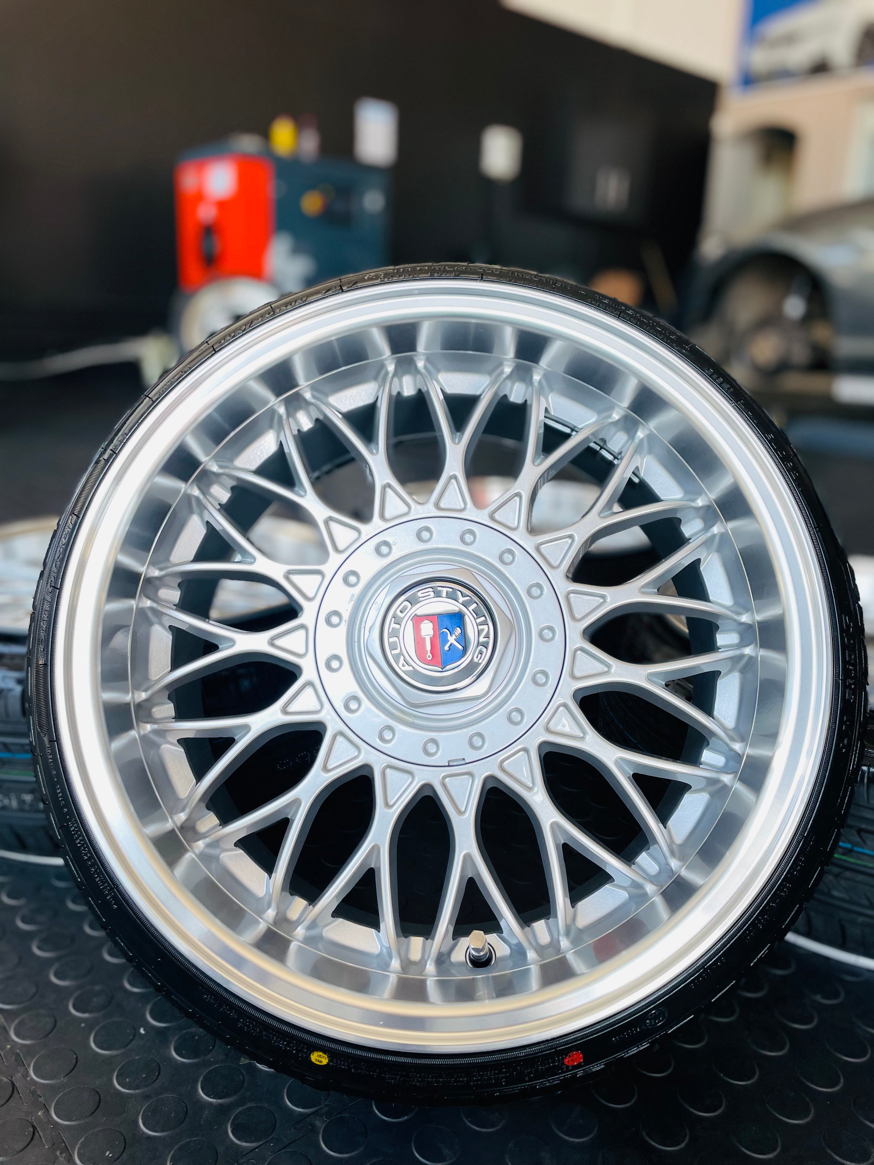 16” AS-VURA MESH / JETTA VR6 click on description for specs