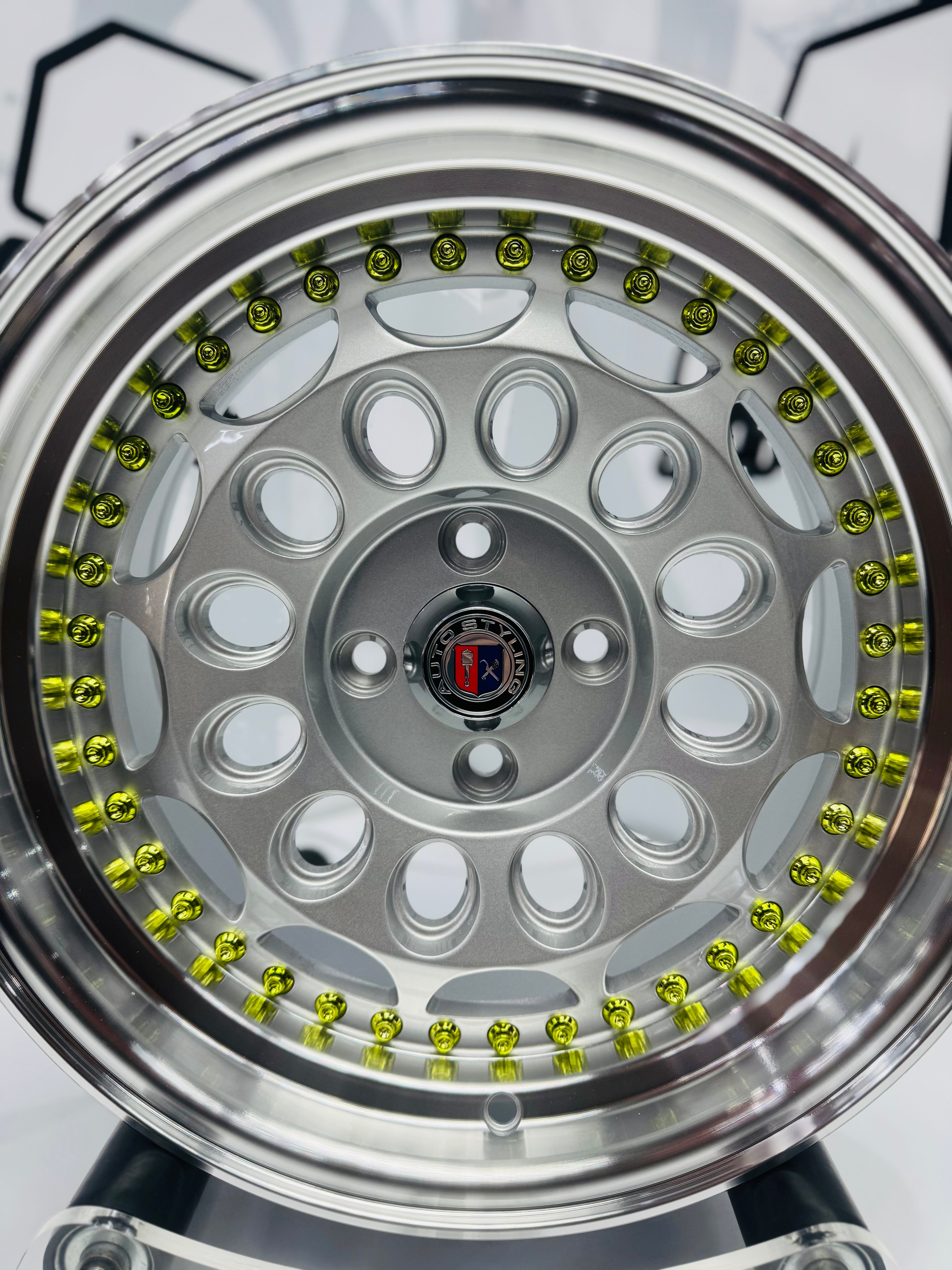 15” AS-5704 SILVER