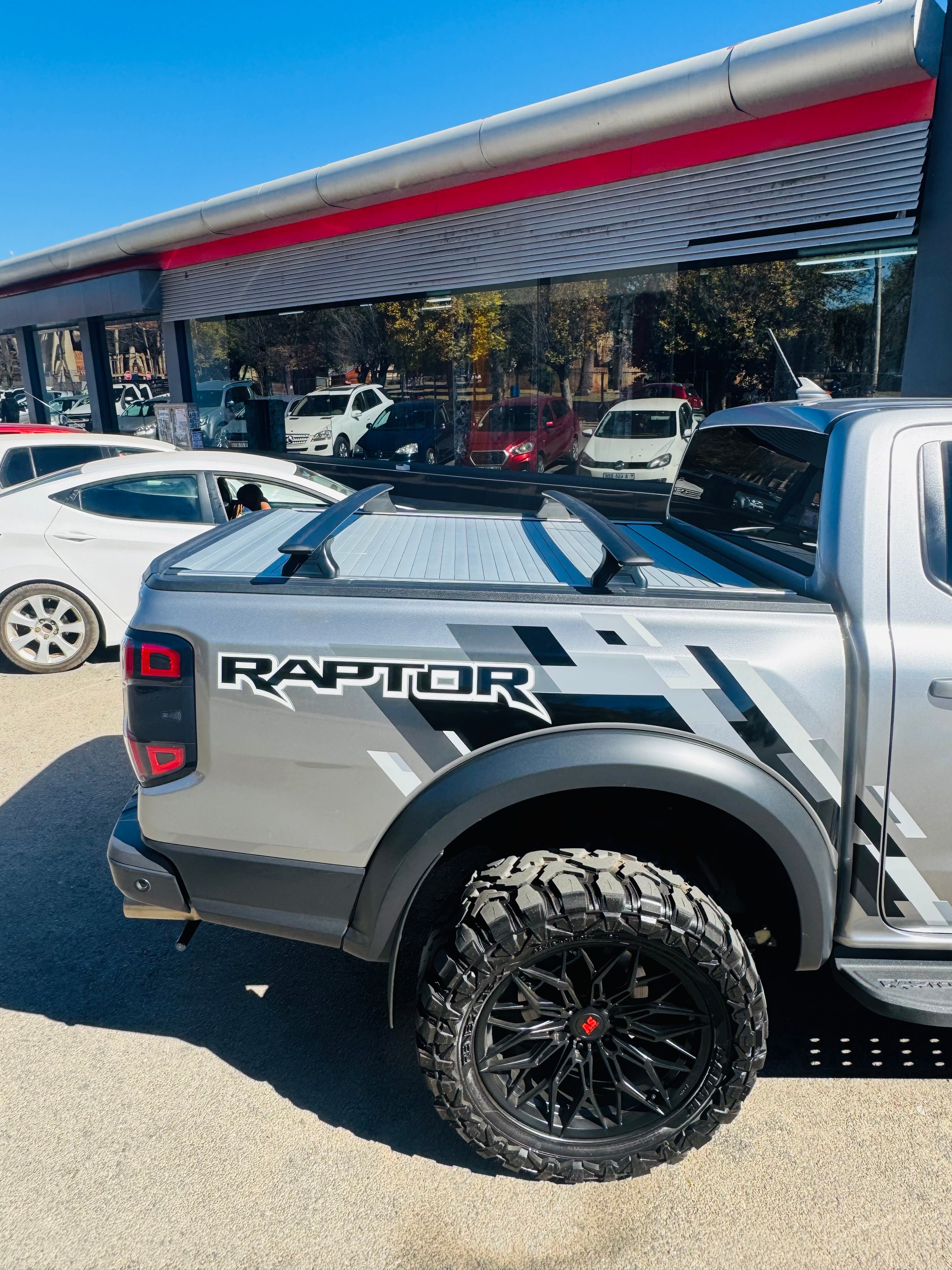 AR-Line cross  BAR FOR MOST BAKKIES