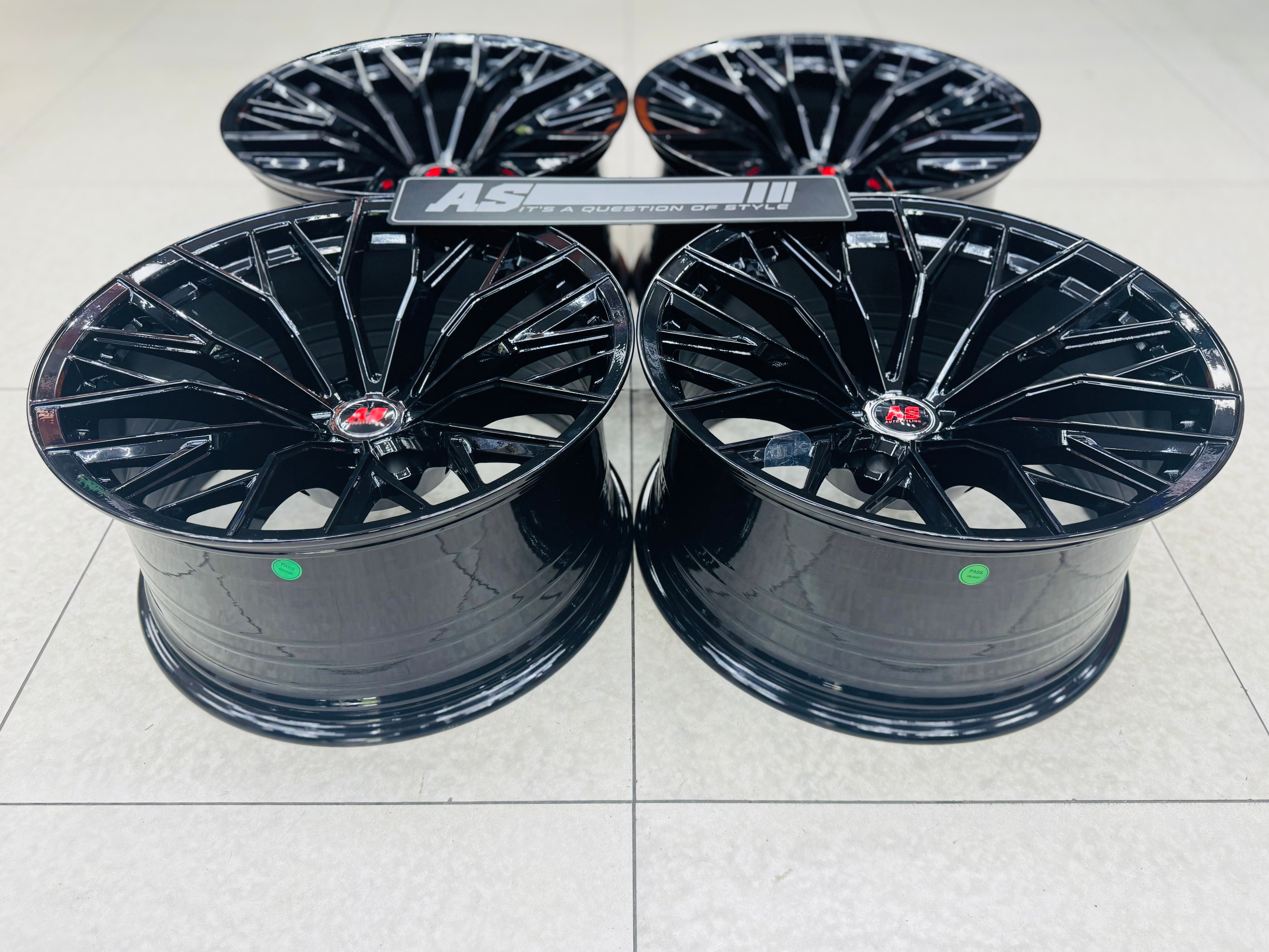 20” CONCAVO 06 GLOSS BLACK  BAKKIE RIMS 6/139 PCD