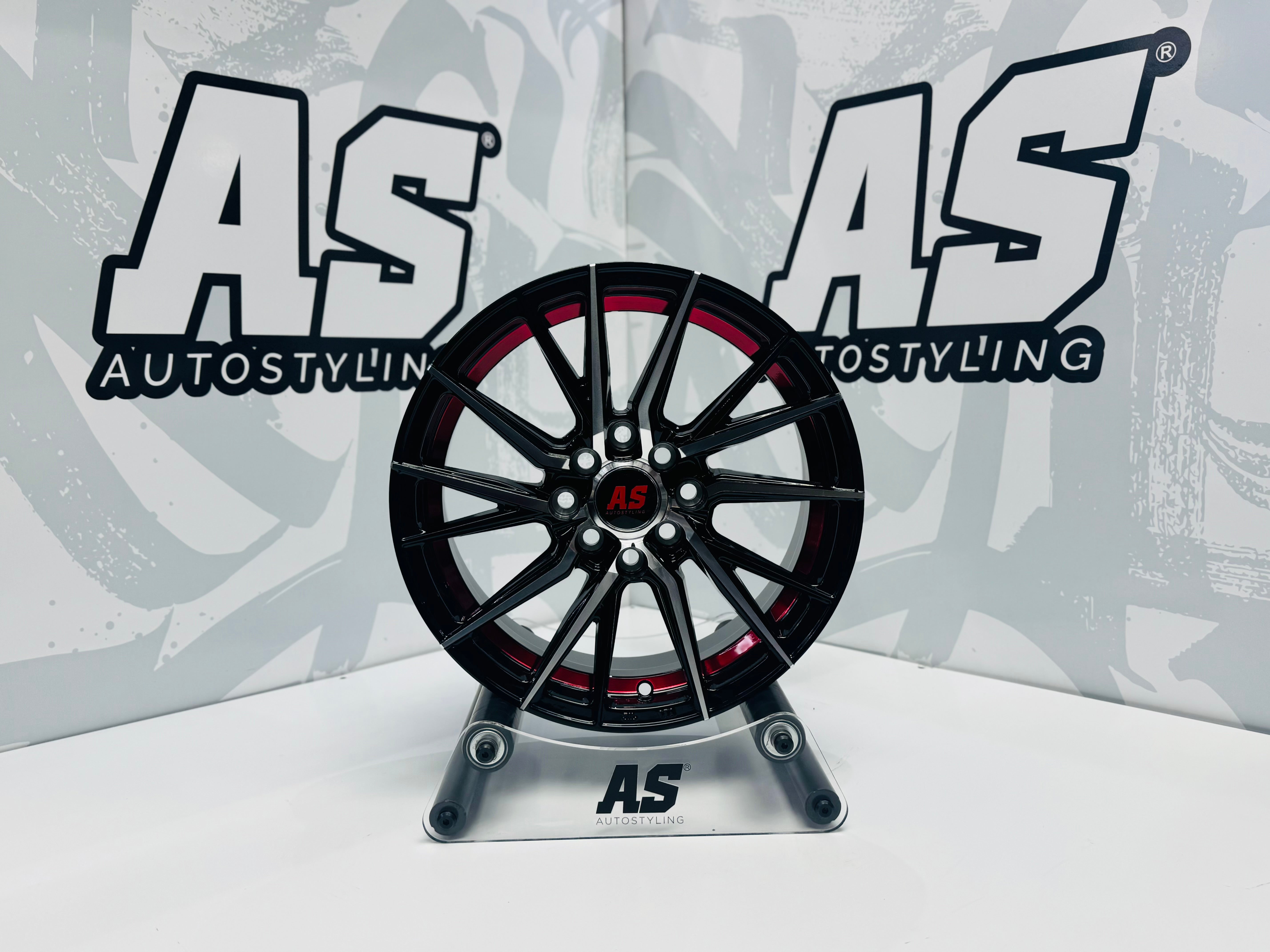 15” M8968 4x100 4x114  Machine black/ red - Autostyling Klerksdorp