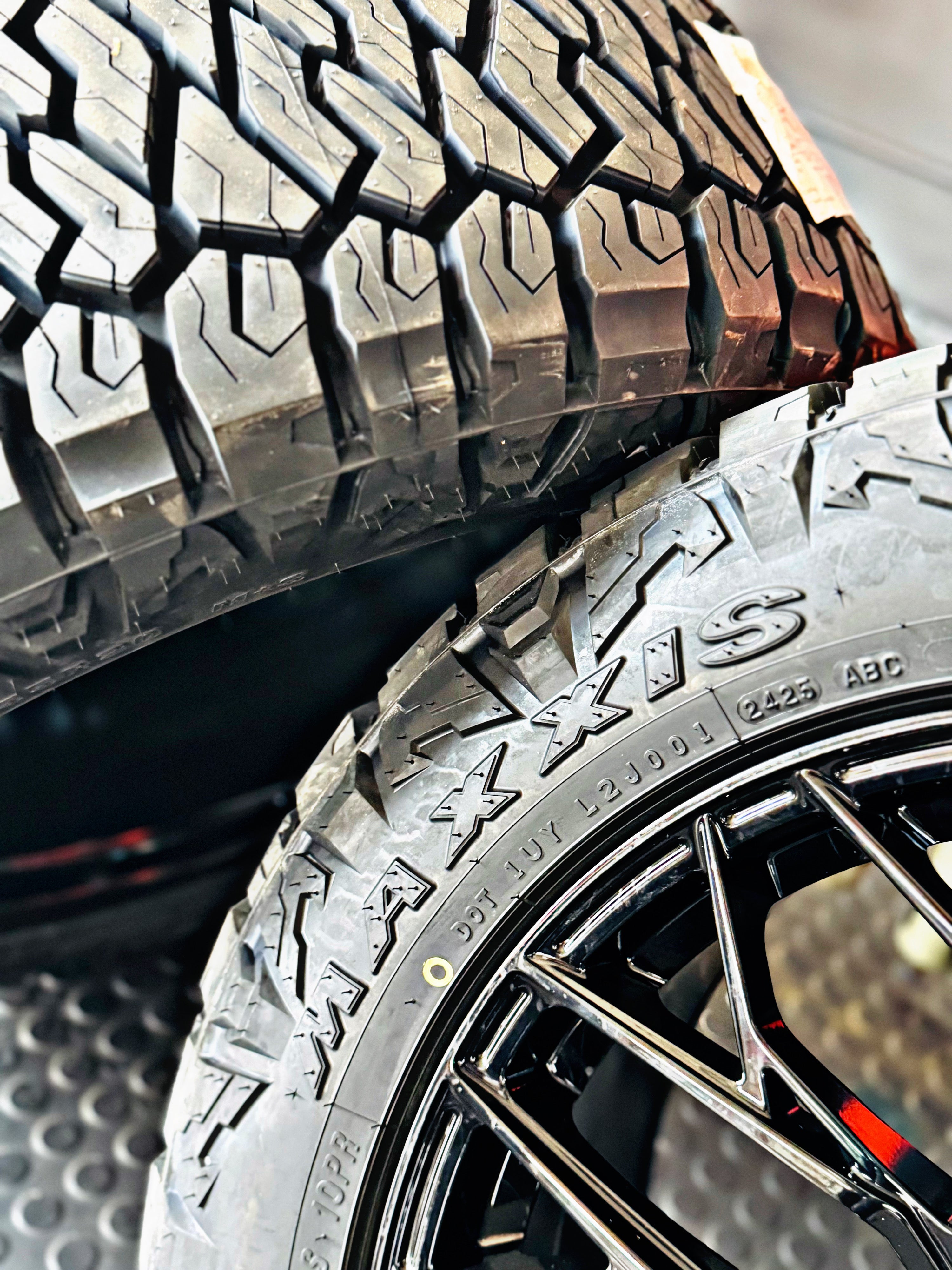 MAXXIS 285/55/20 RAZR A/T TYRES
