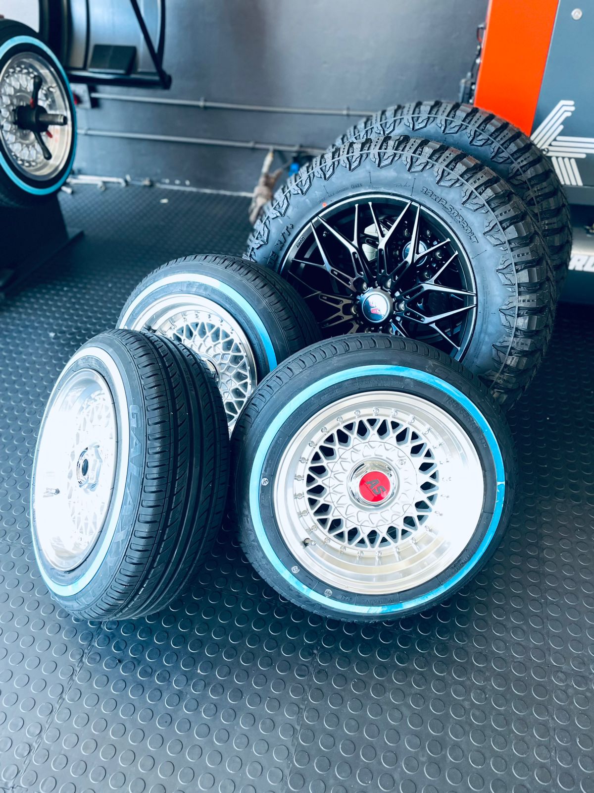 185/65/15 vitourwhite wall vitour tyres