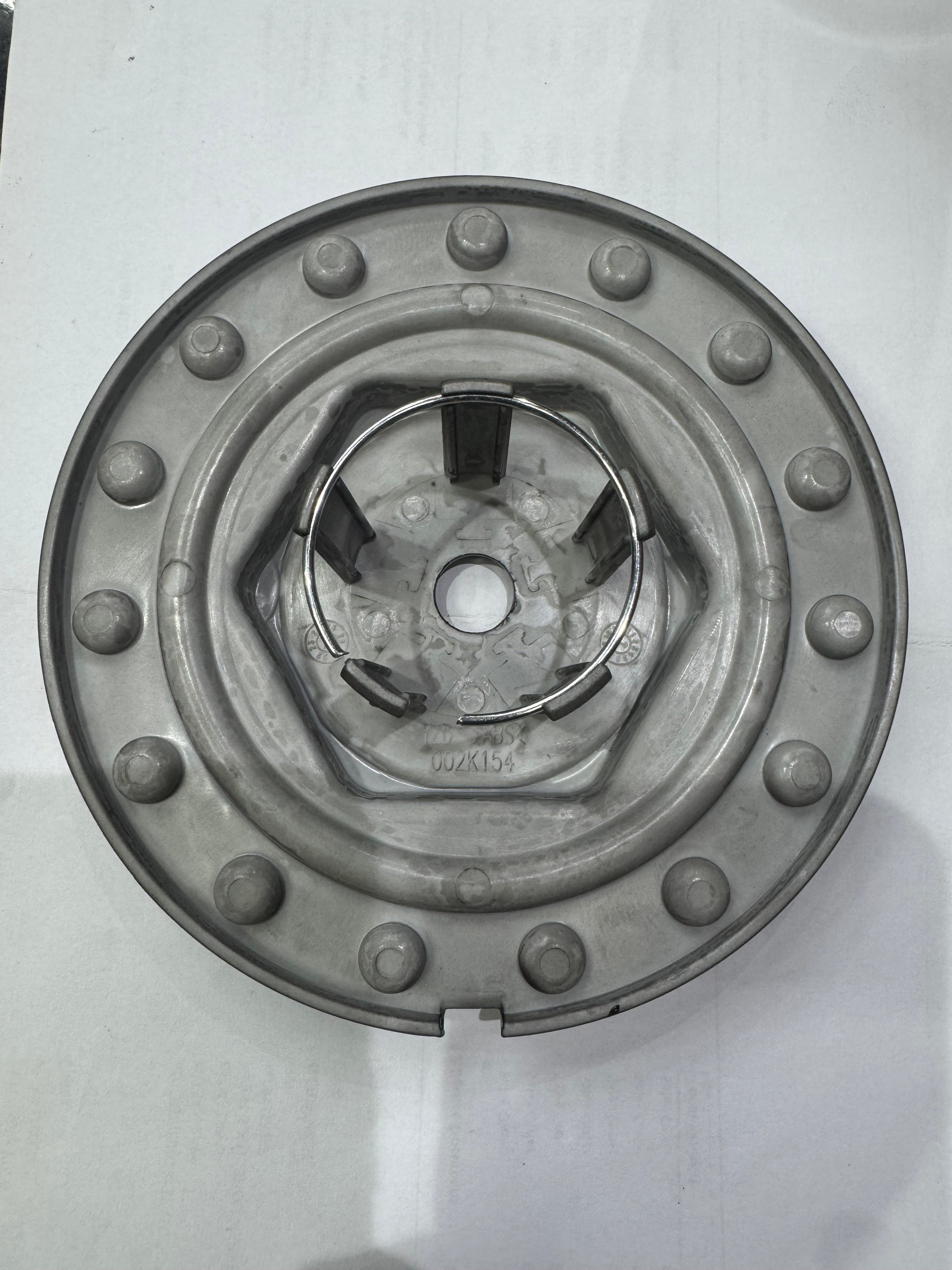 Centre caps for 16 AS Vura  RIMS