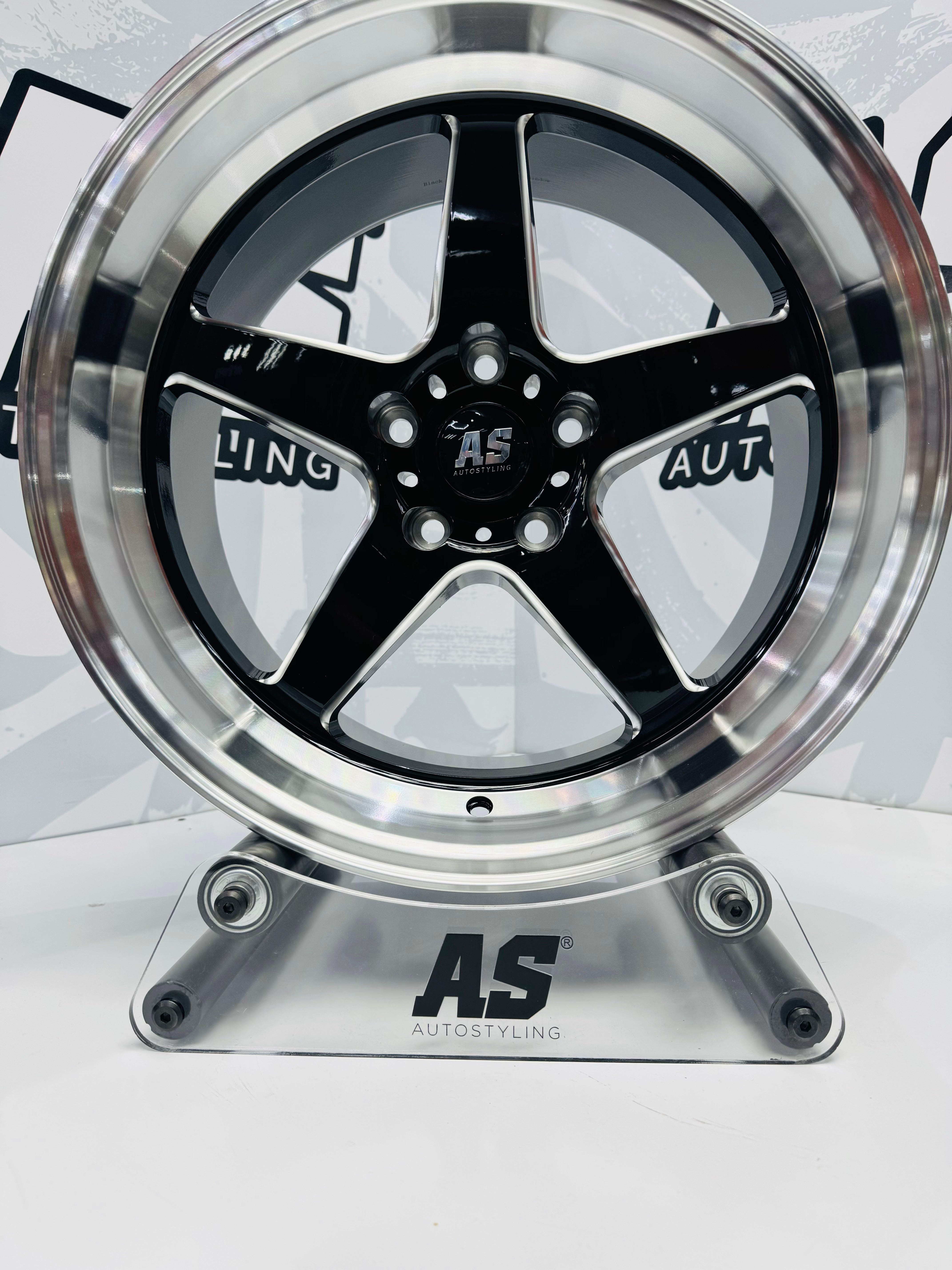 18” F99ZX307 5/114 BLACK with SILVER MILLING SILVER DISH