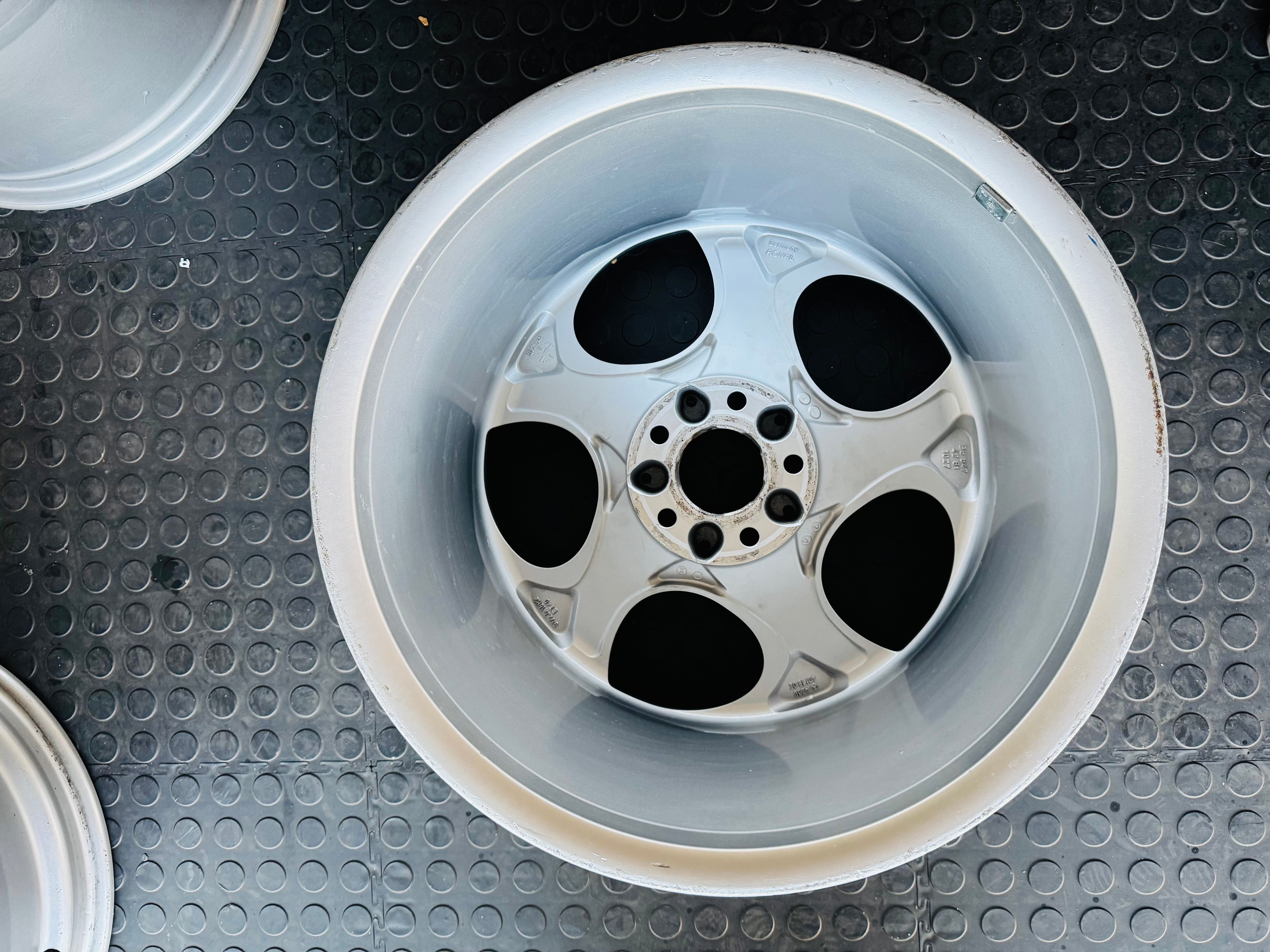 18” OEM MERC ALPHARD wheels 5x112   pcd