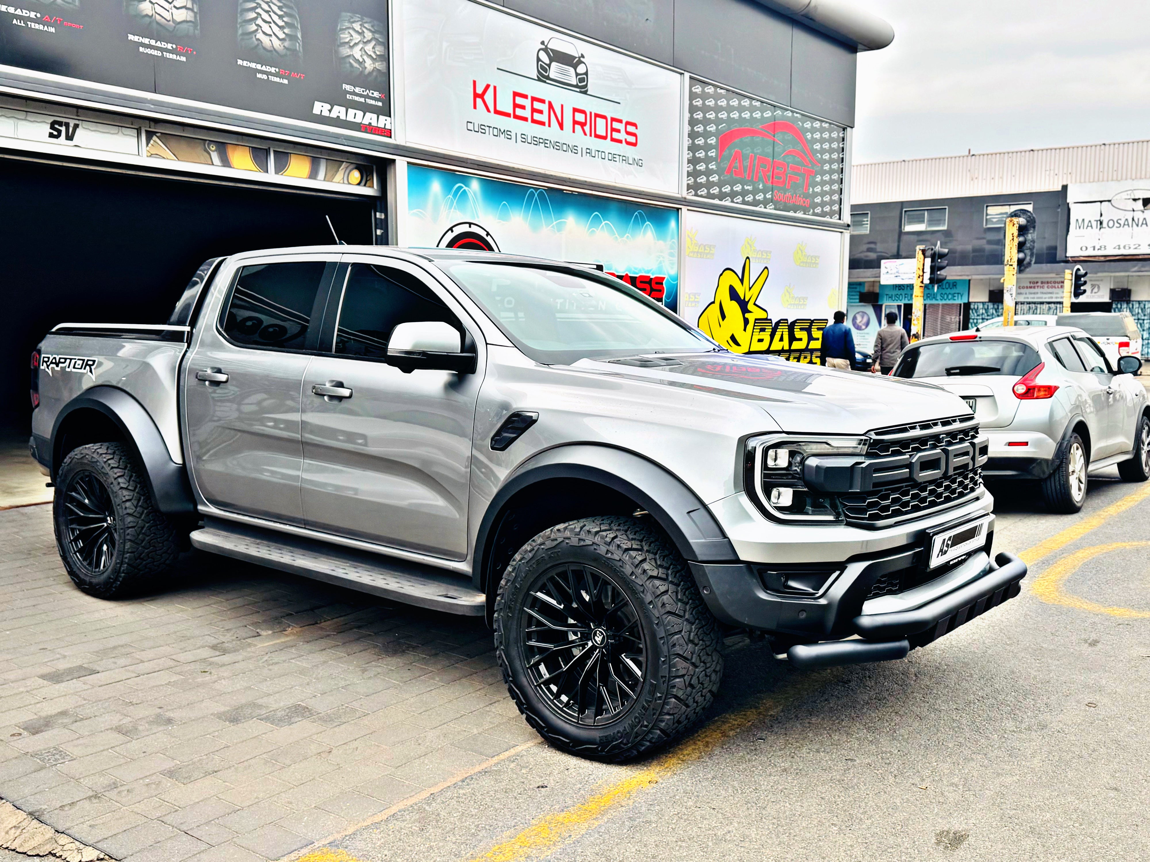 A-GRADE PREMIUM RAPTOR WIDE BODY  KIT (50mm wider ) - OE COLOR (2022+ FORD RANGER RAPTOR) - Autostyling Klerksdorp