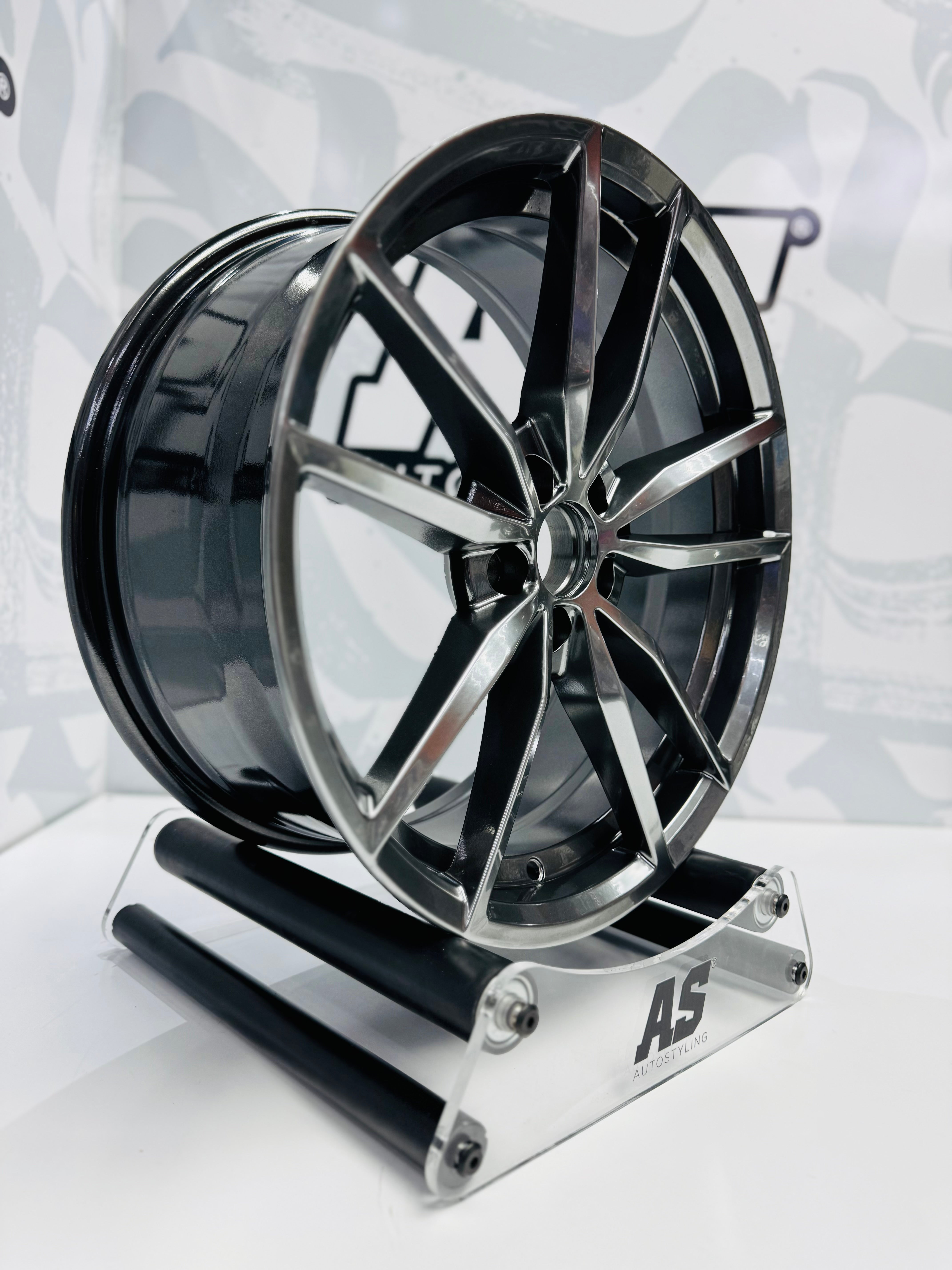 17” AS- PRETORIA 5/100 GUNMETAL