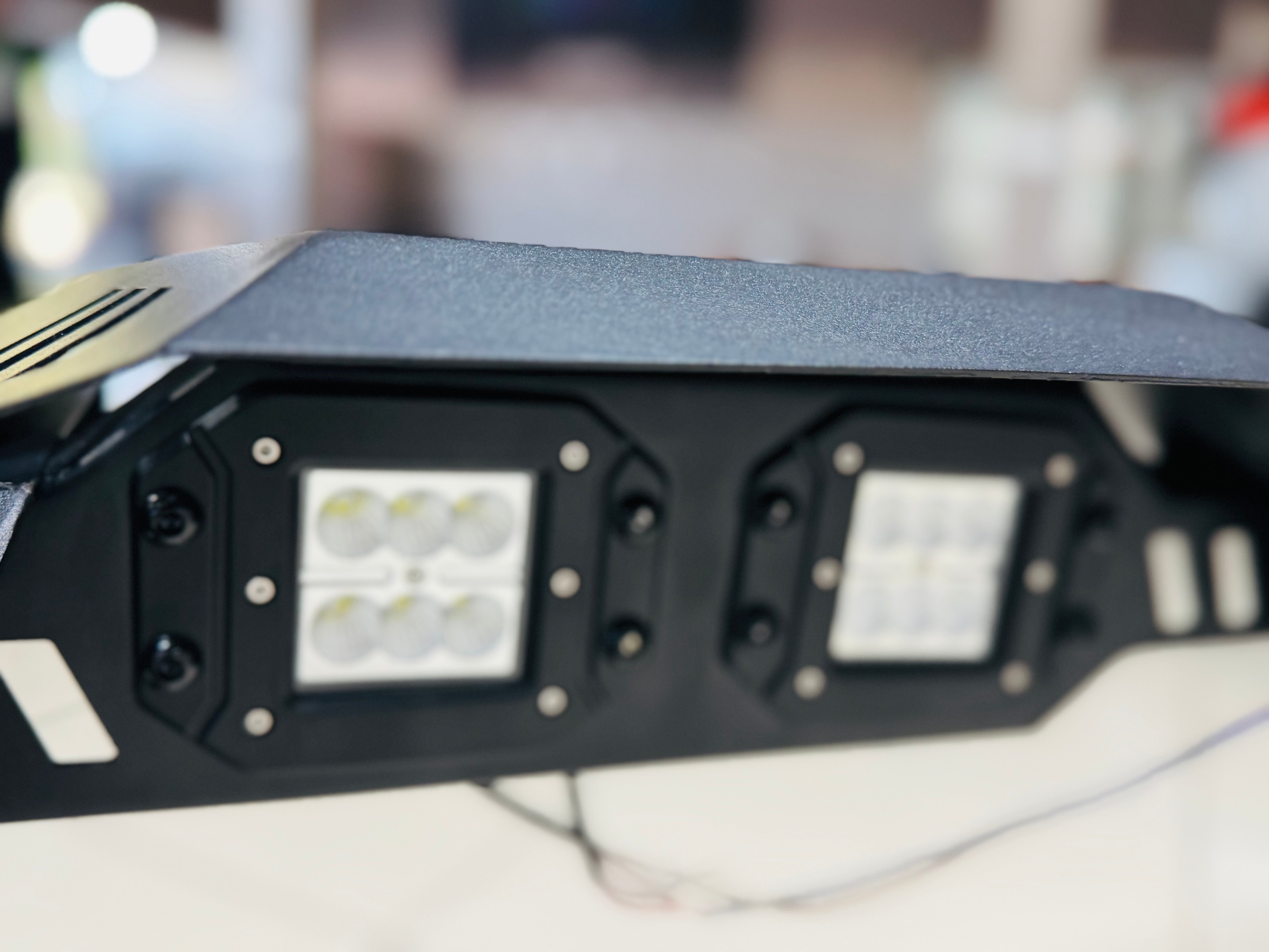 GLADIATOR UNIVERSAL BAKKIE ROLL BAR  Black 2023+