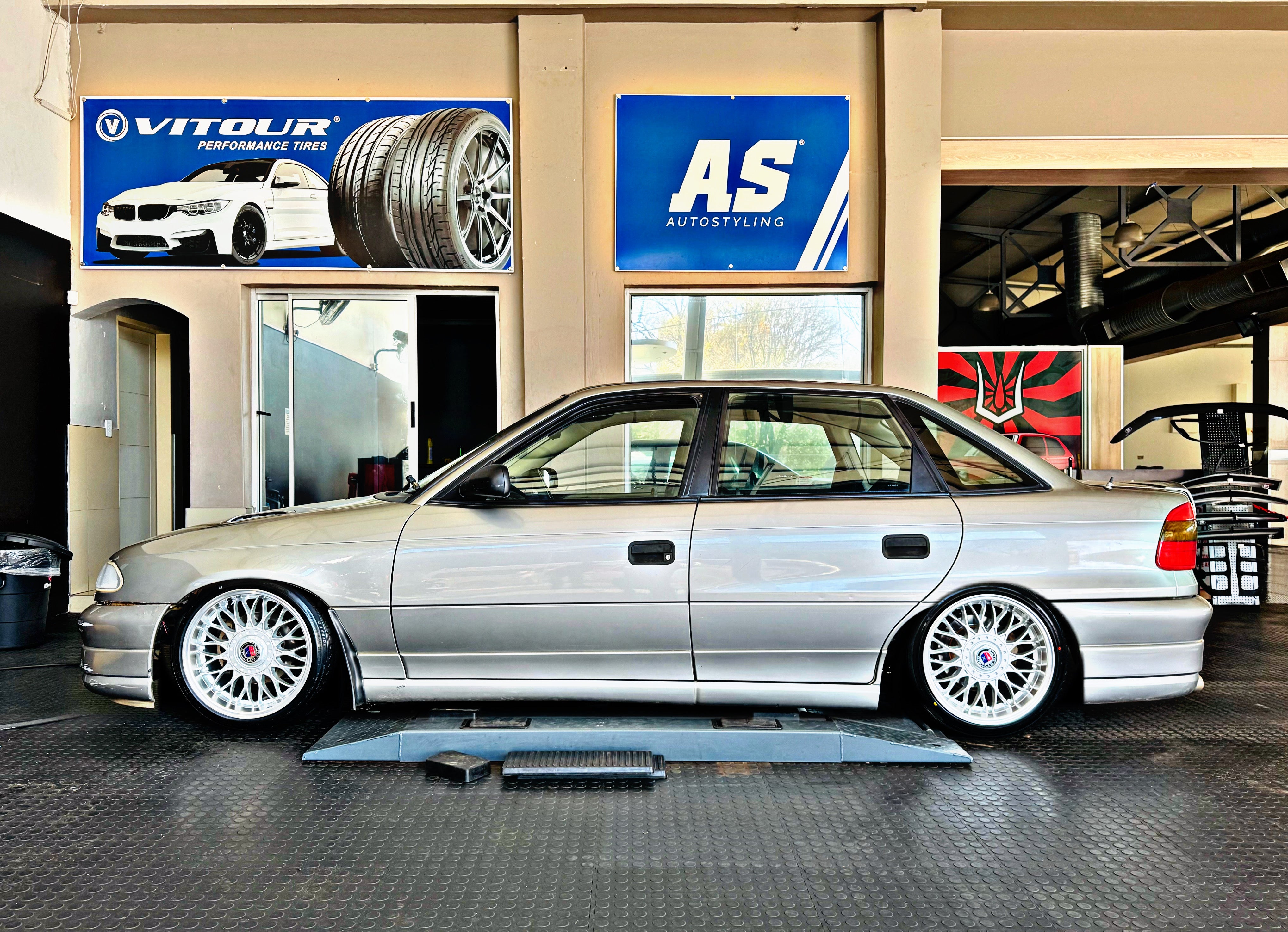 16” AS-VURA MESH / JETTA VR6 click on description for specs