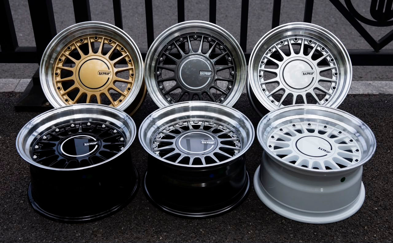 15” AS 5676 DOTZ SPECIAL EDITION