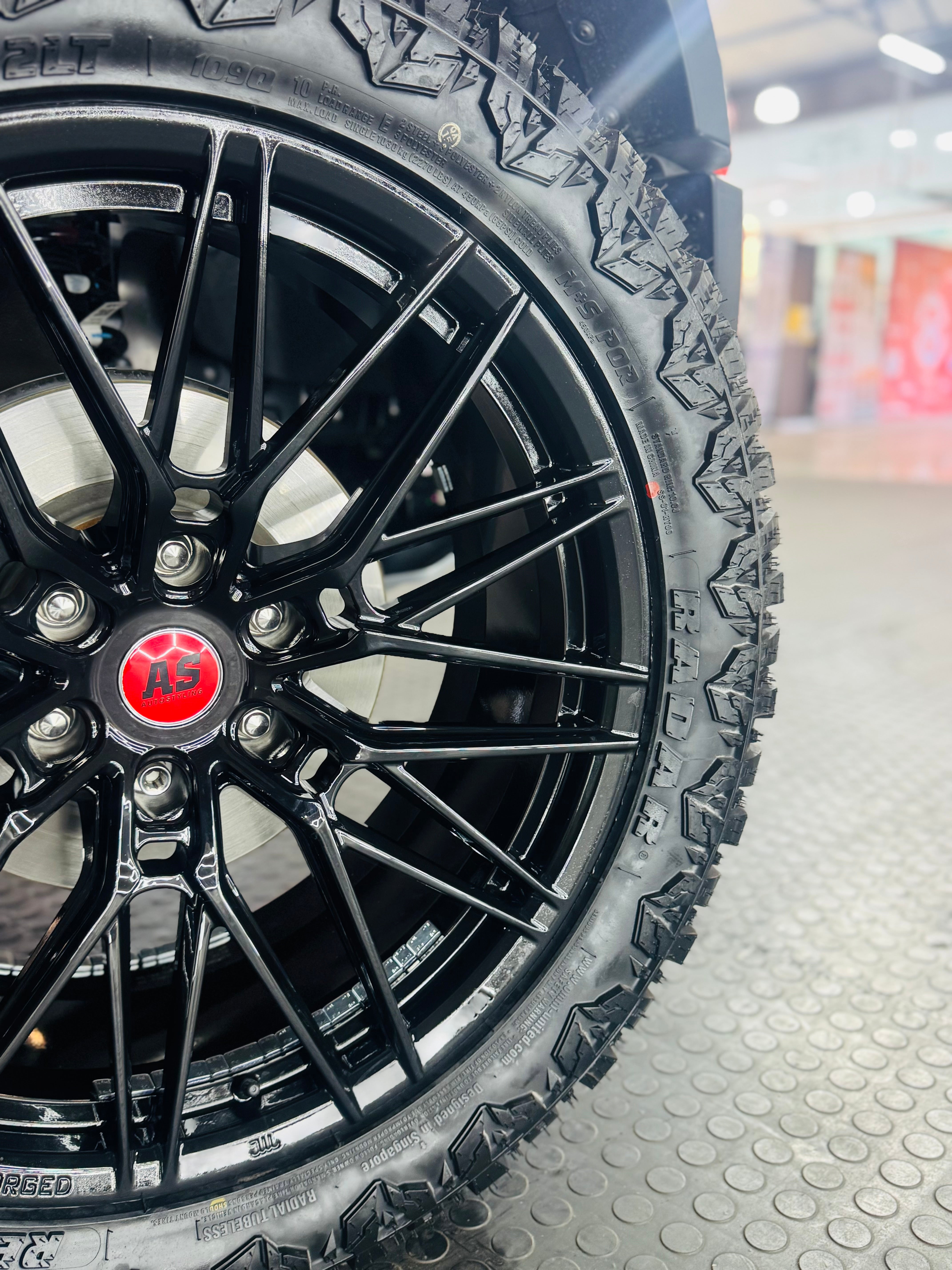 22”  AS-FORGED 81951 6/139 BAKKIE WHEELS GLOSS BLACK arriving end Oct / MID NOVEMBER 2025