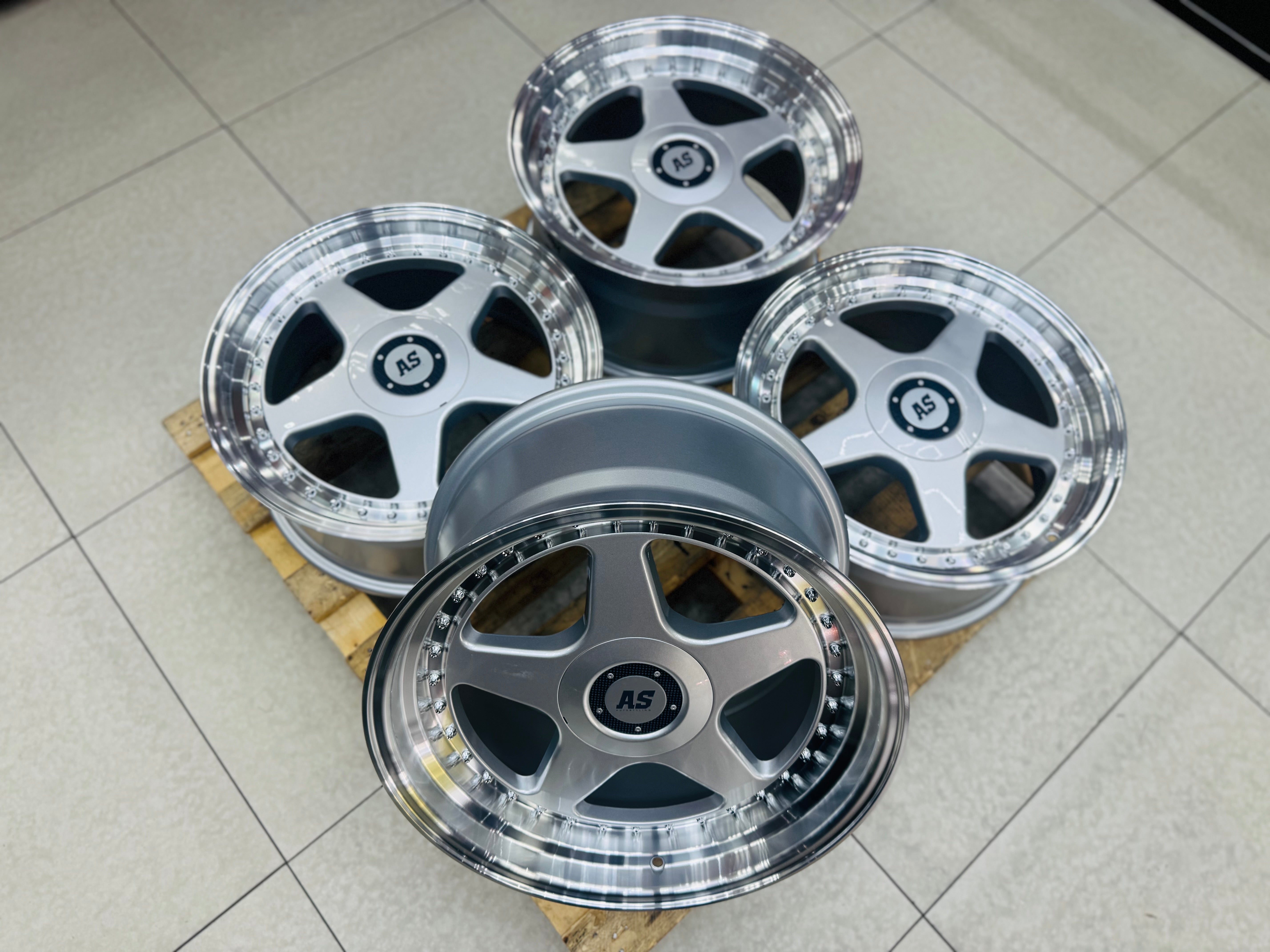 18” AS-FUTURA  5/112  & 5/120