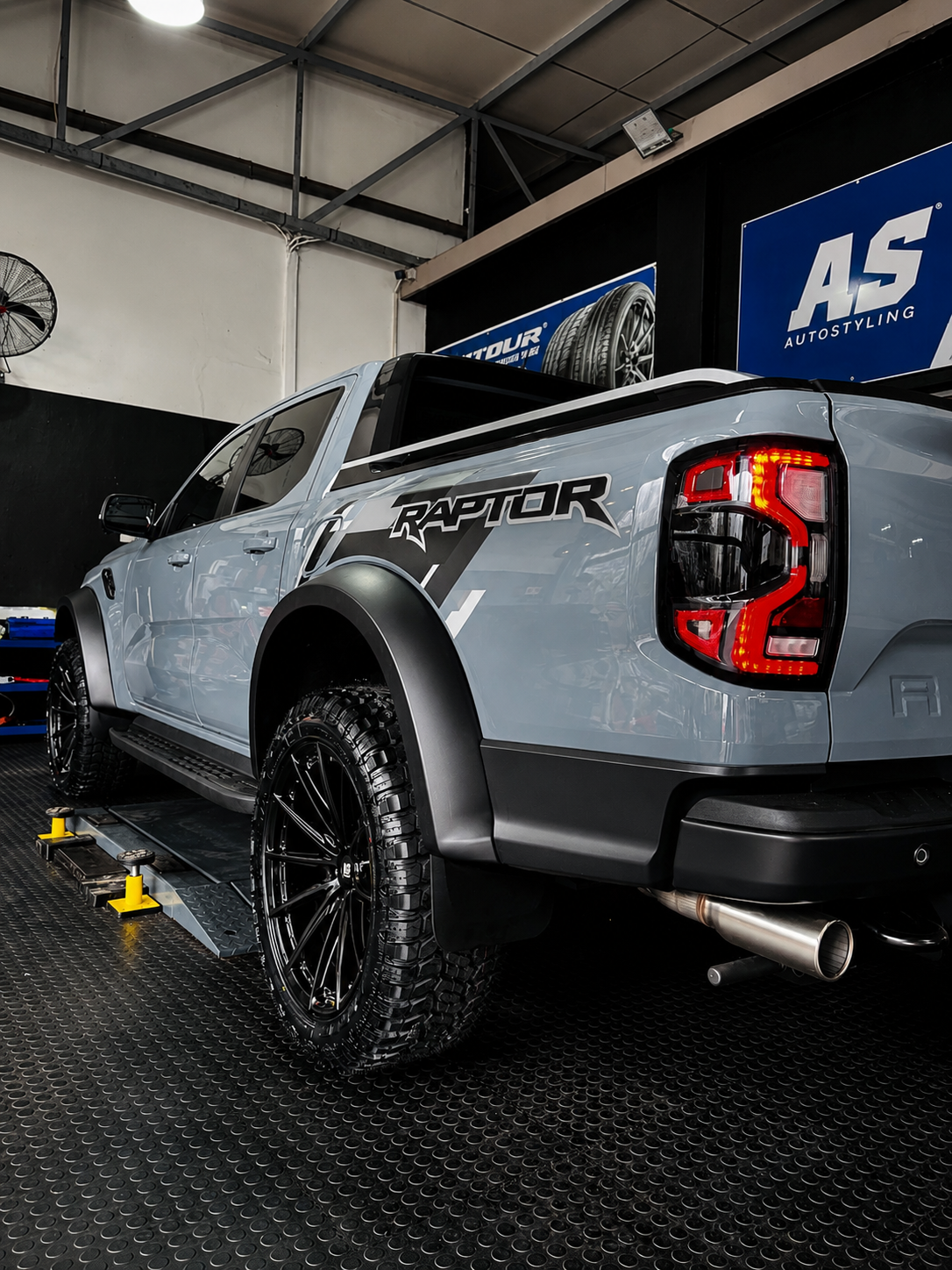 WIDE BODY  FENDER FLARE KIT (50mm wider ) - OE COLOR (2022+ FORD RANGER RAPTOR) NOW INSTOCK ‼️. - Autostyling Klerksdorp