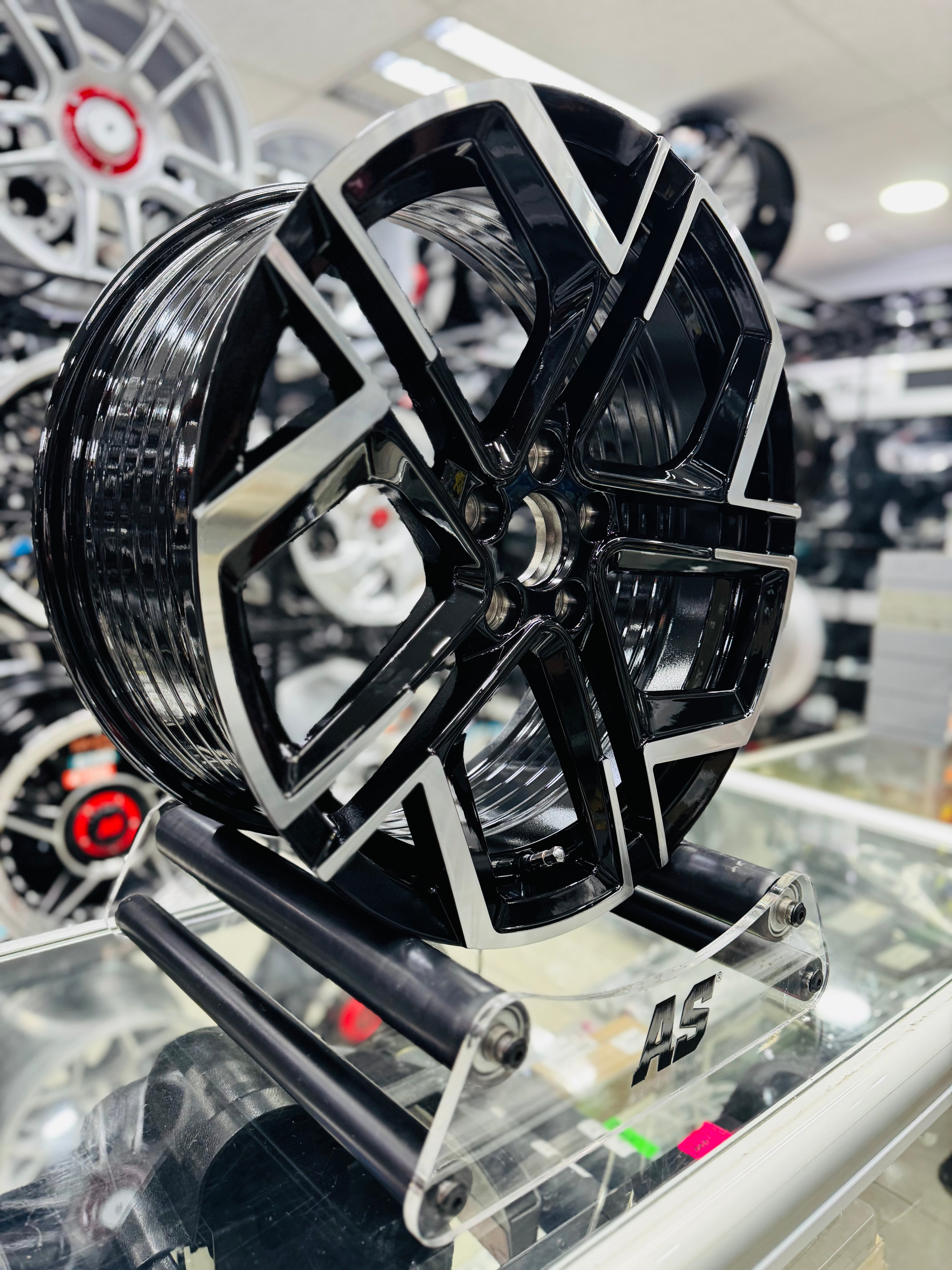 17” AS- M8611 5/100 RIMS