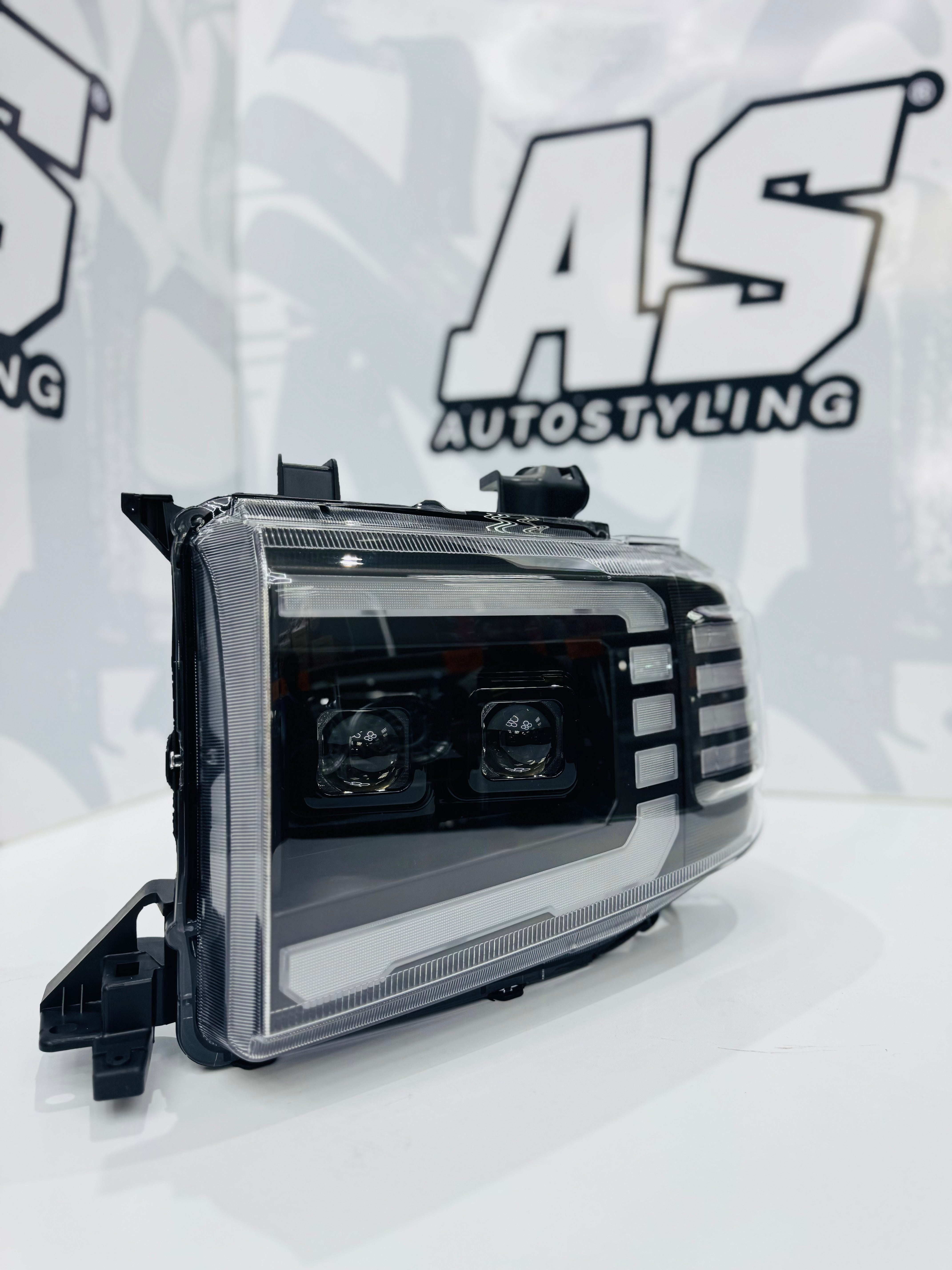 TOYOTA LANDCRUISER 79 2008-2023 FJ  STYLE DYNAMIC LED HEADLIGHTS