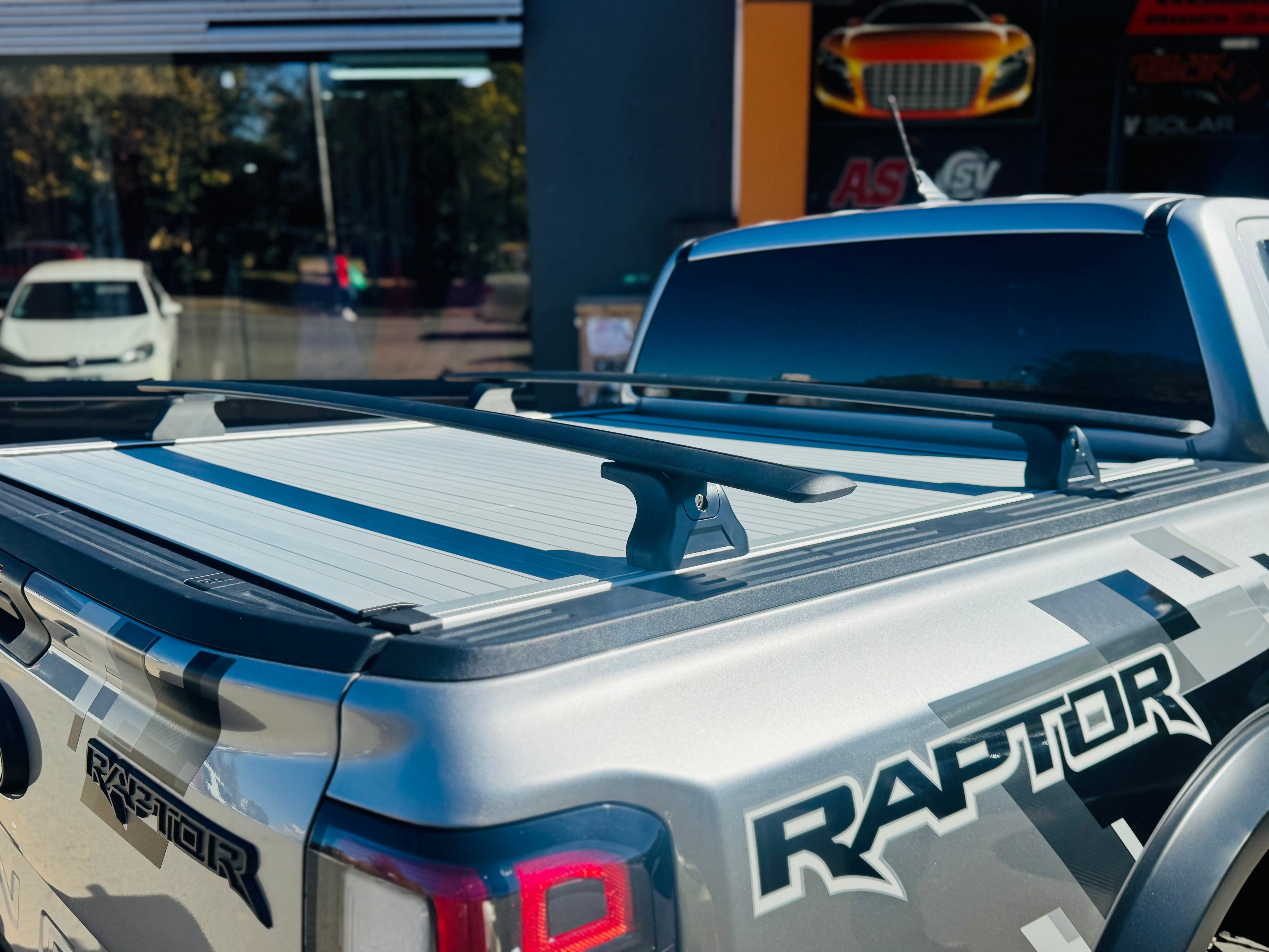 AR-Line cross  BAR FOR MOST BAKKIES