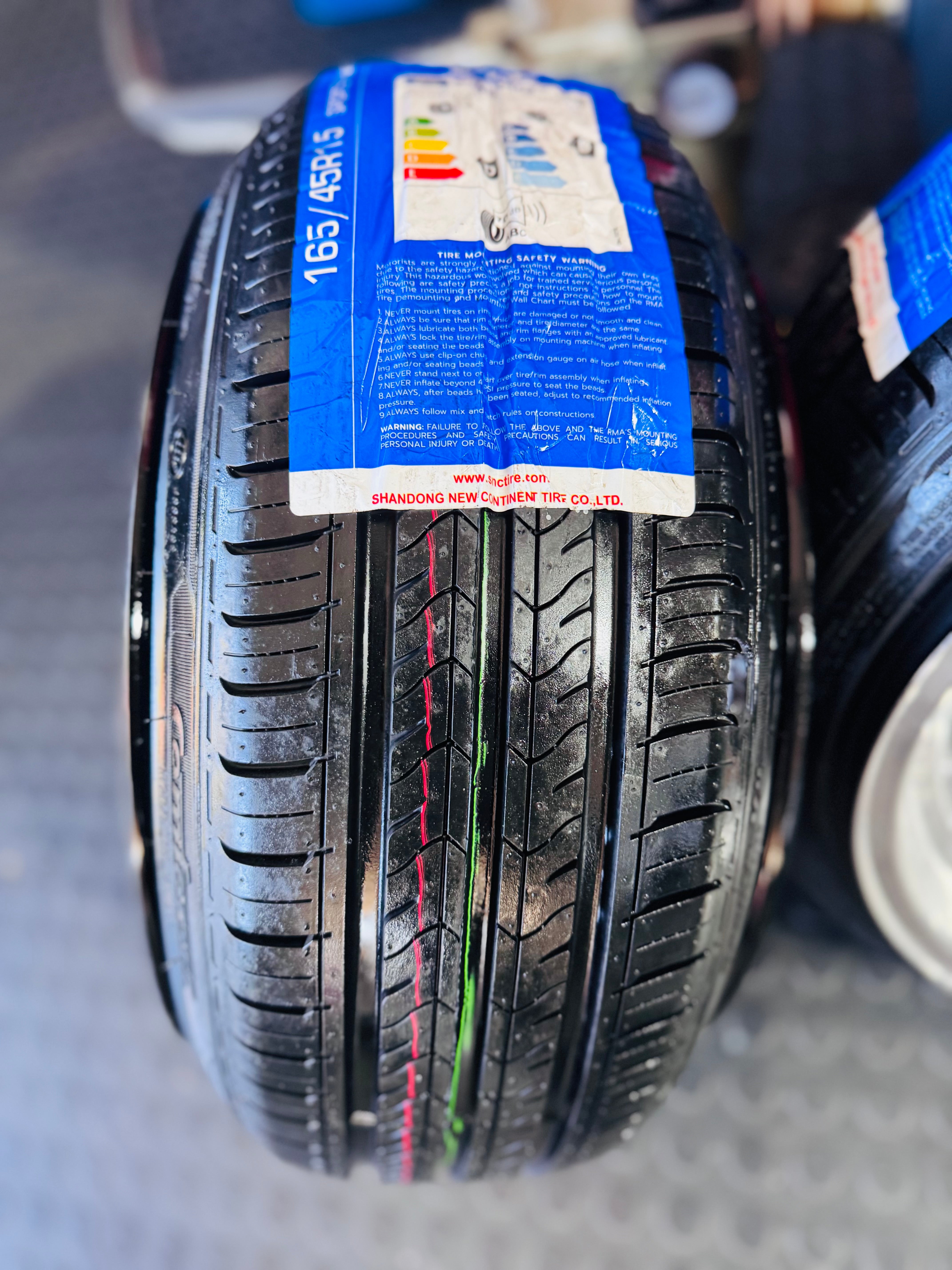 165/45/15 COMFORSER STRETCH TYRE