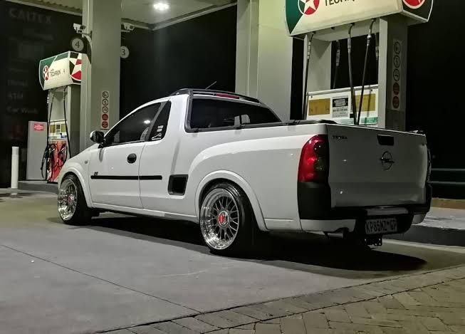 REDLINE LOWERING SPRINGS CHEV OPEL CORSA UTILITY LDV 60/60MM - Autostyling Klerksdorp